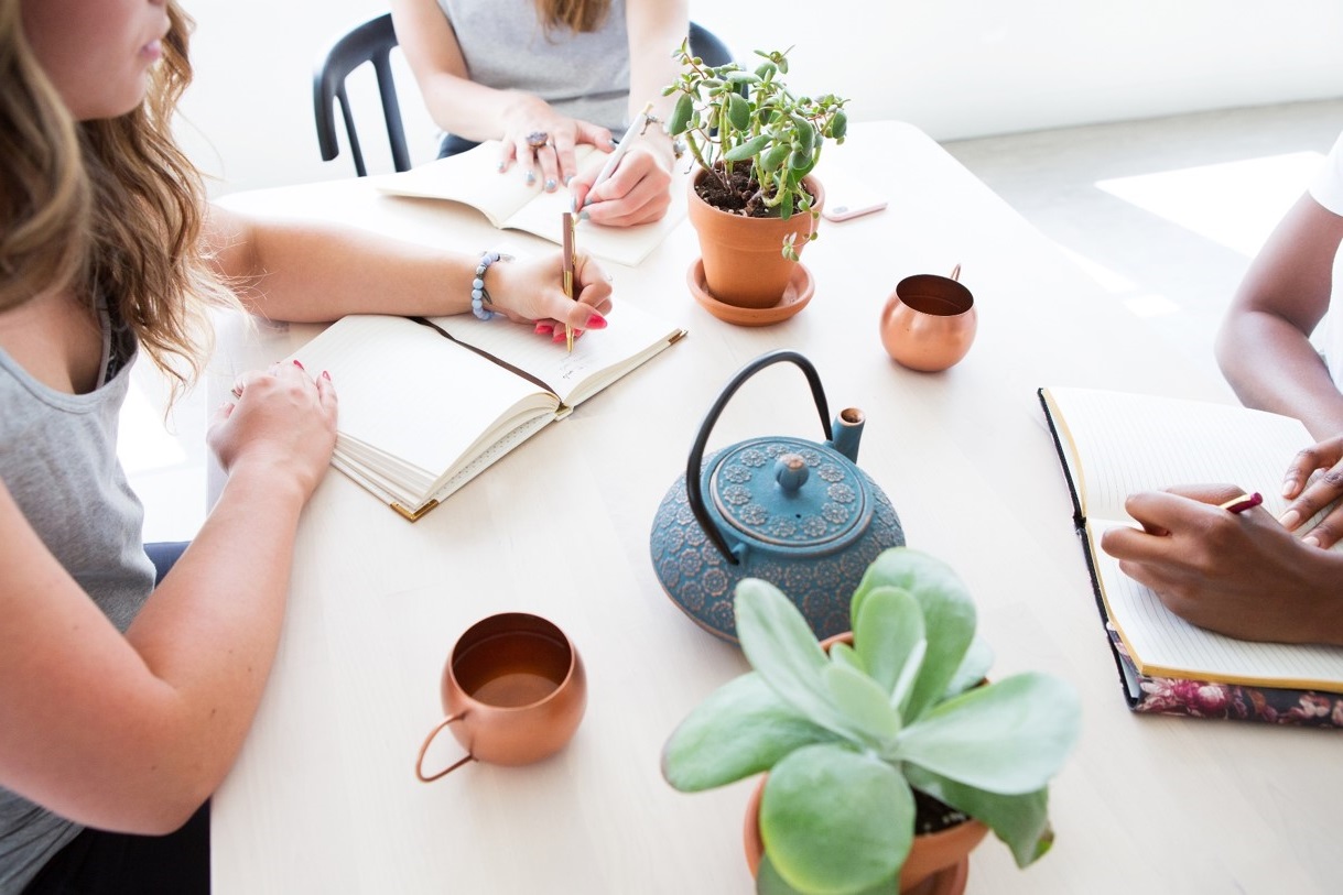 Workshop+three+women.jpg