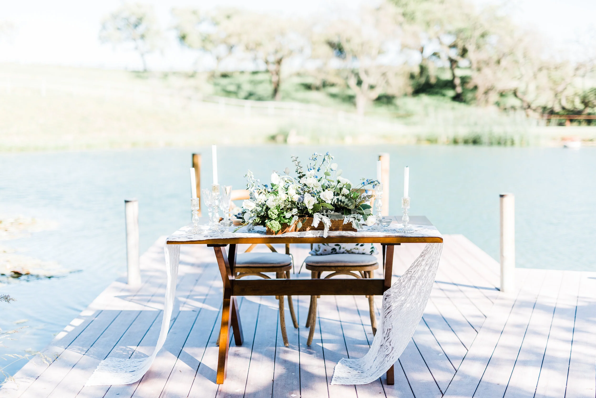 sweetheart table.jpg
