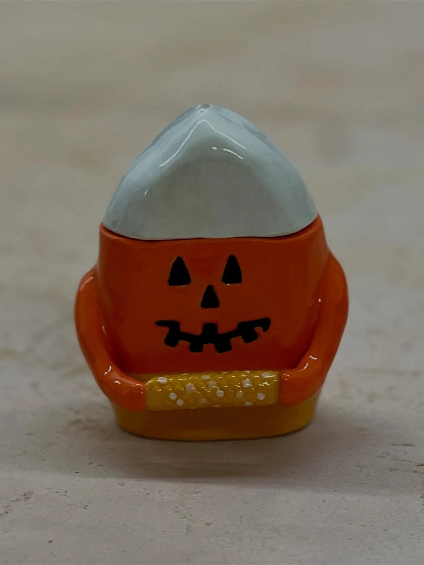 Happy Halloween! This is a peek at what&rsquo;s in the studio lately! 

#halloweenpottery #spookyseason #clayoween #pumpkinpottery #fallinthestudio #studiovibes #visitsyv #buellton #clayartwork #ceramics #ceramicsofinstagram #kidsclay #ghosts