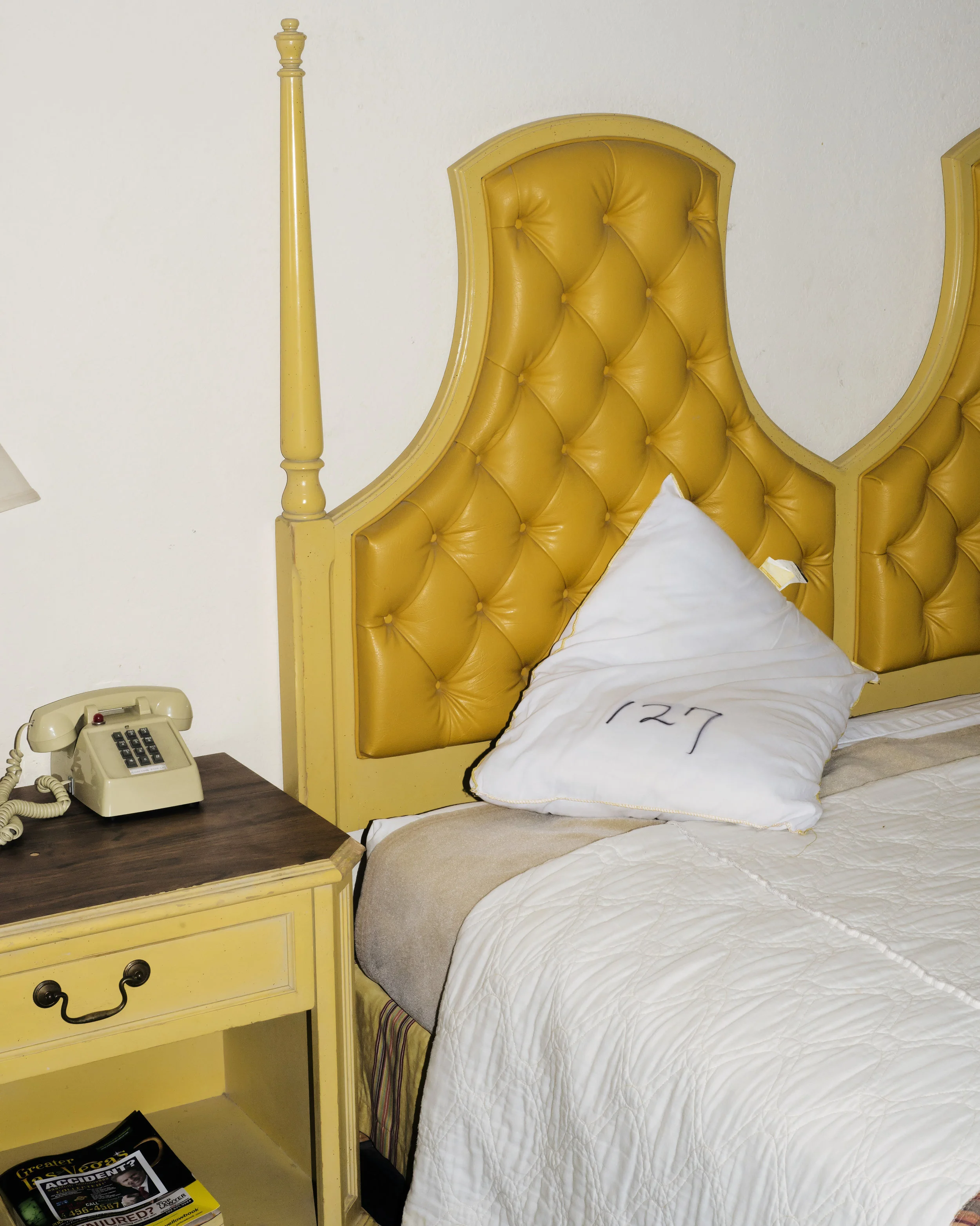3_PARADISE-6809_Room127.jpg