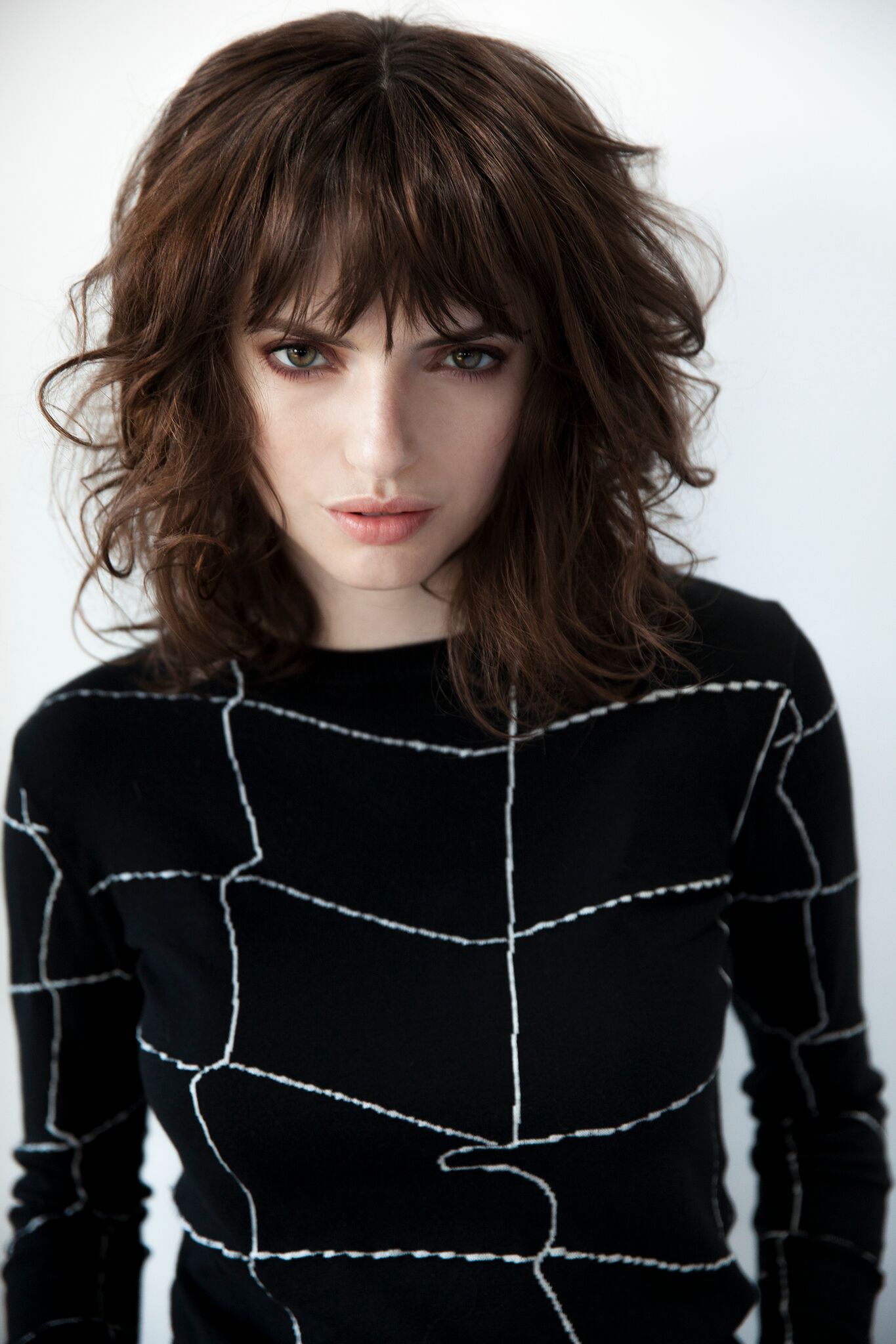 GRID Structural Hold Setting Spray Model Image_preview.jpg