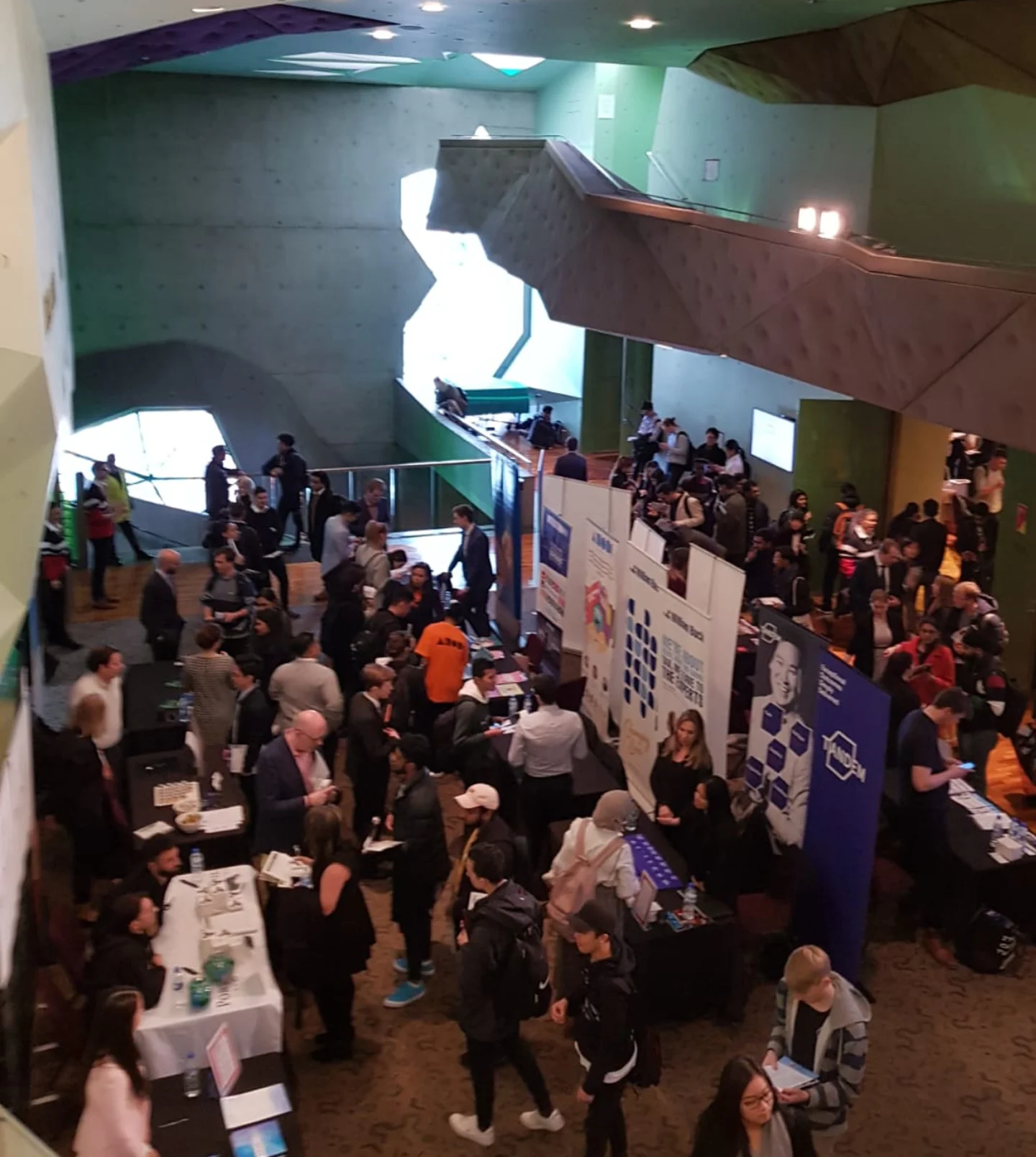 Over 1000 students at RMIT Jobs fair.