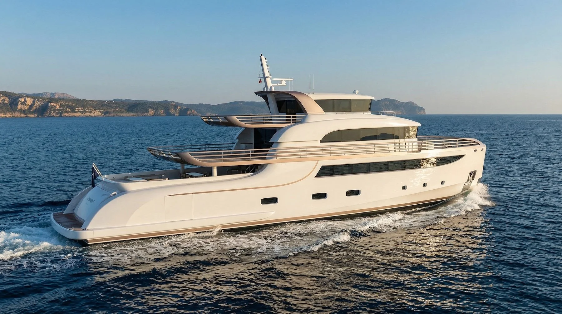 ER 46 Expedition Yacht