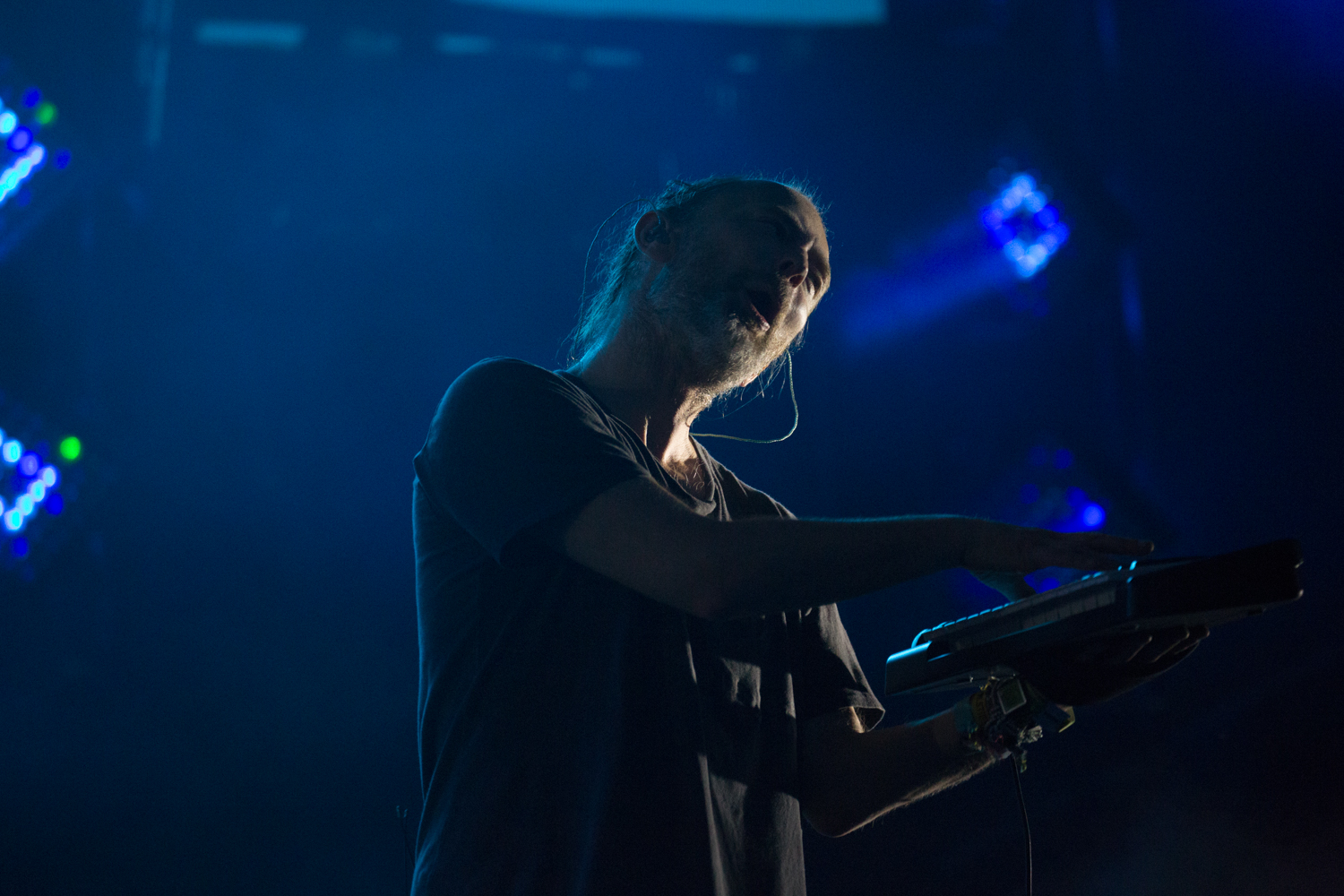 Radiohead Stream Rarity "Come To Your Senses" for the first time!