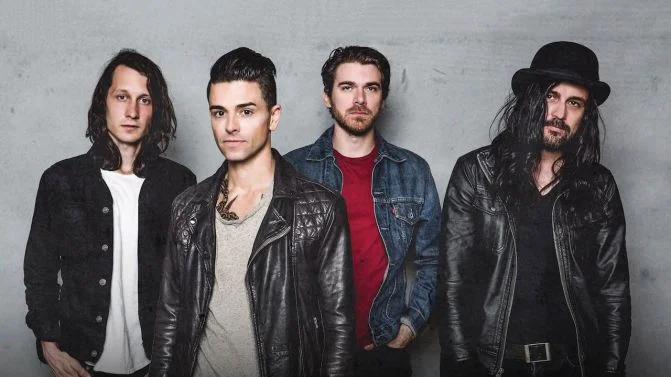 dashboard-confessional-2017-press-pic-supplied-671x377.jpg