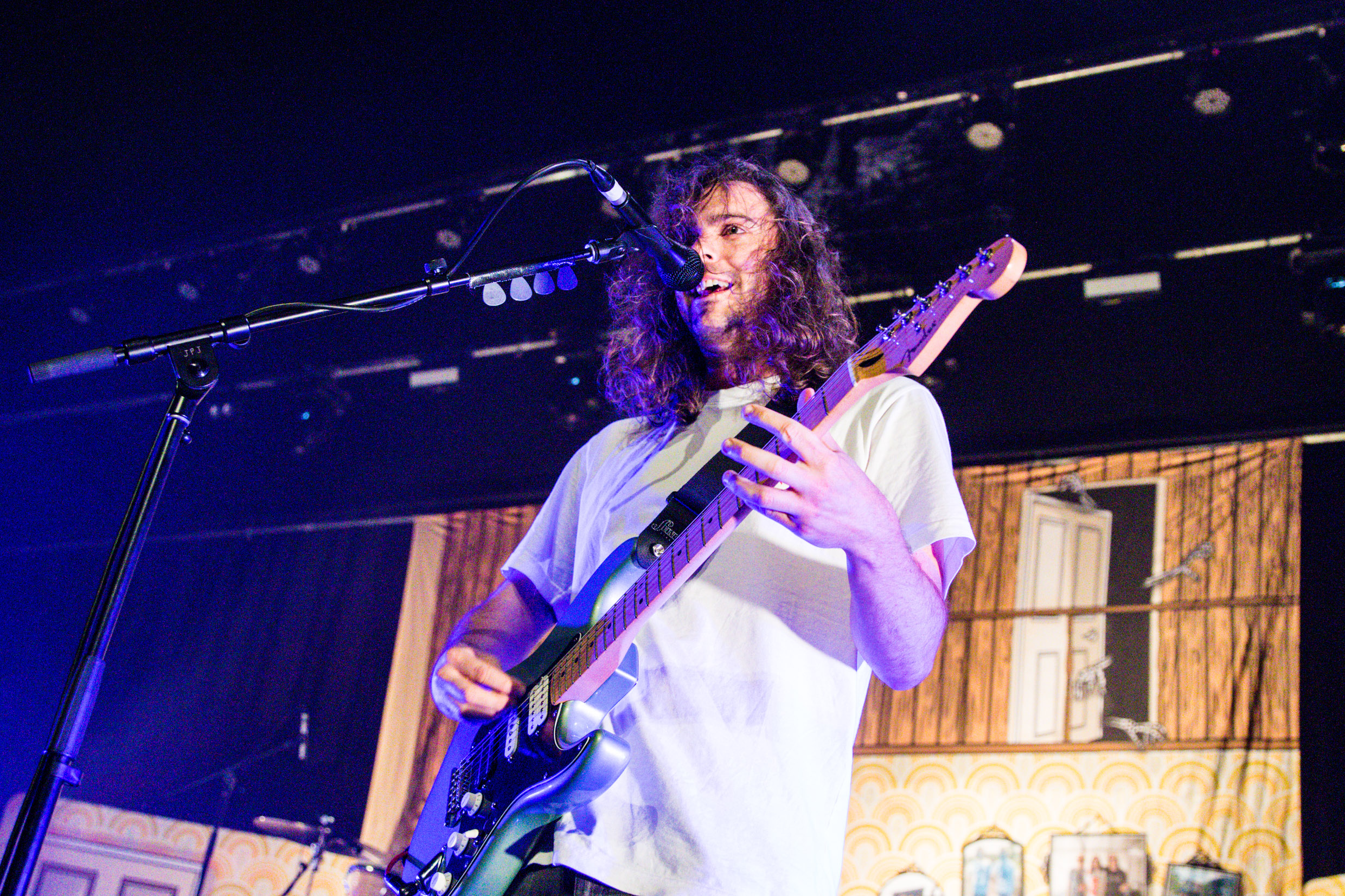 091518-dzdeathrays-theforum02.jpg