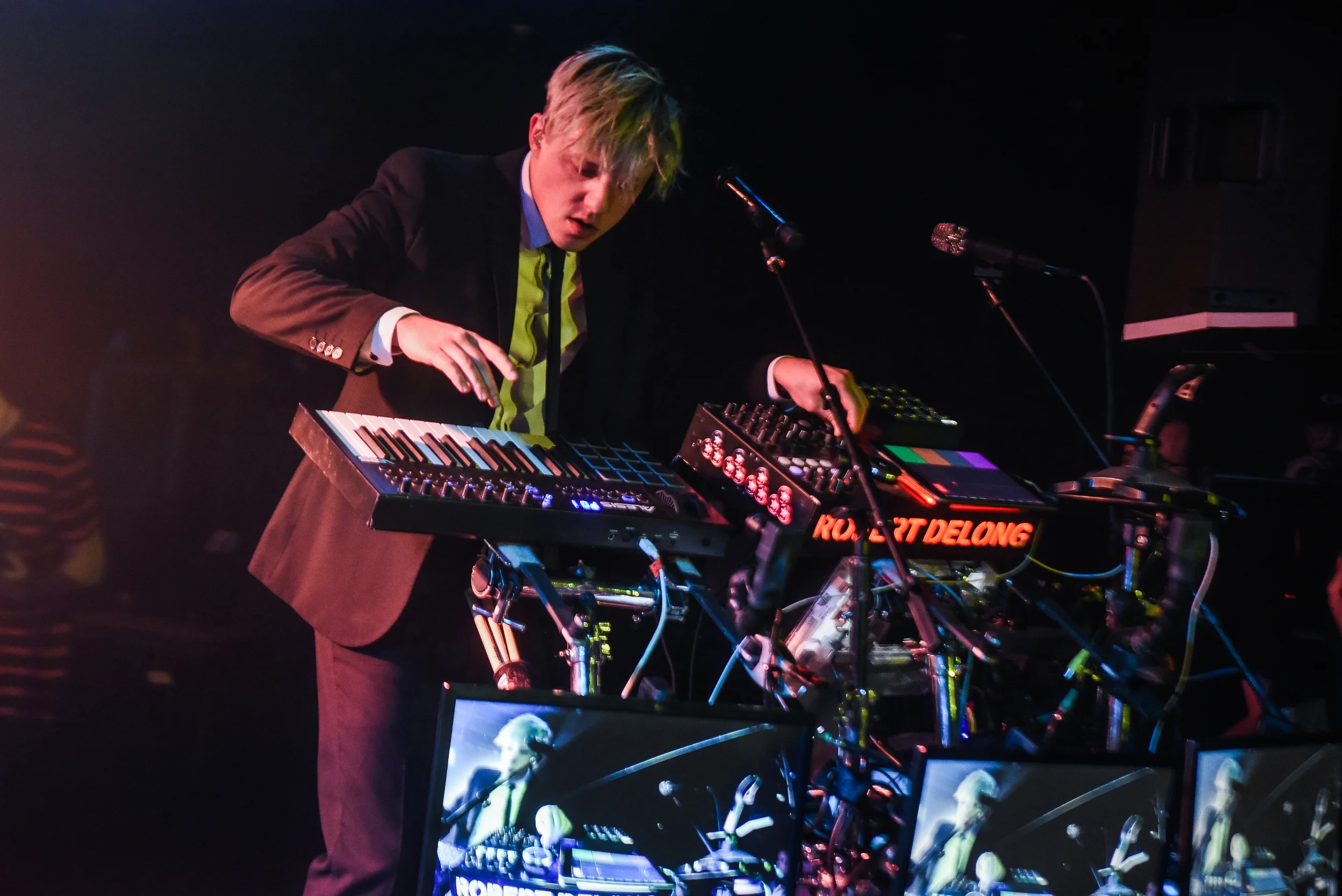 1_Robert DeLong_VelvetUnderground_StephenMcGill-12.jpg