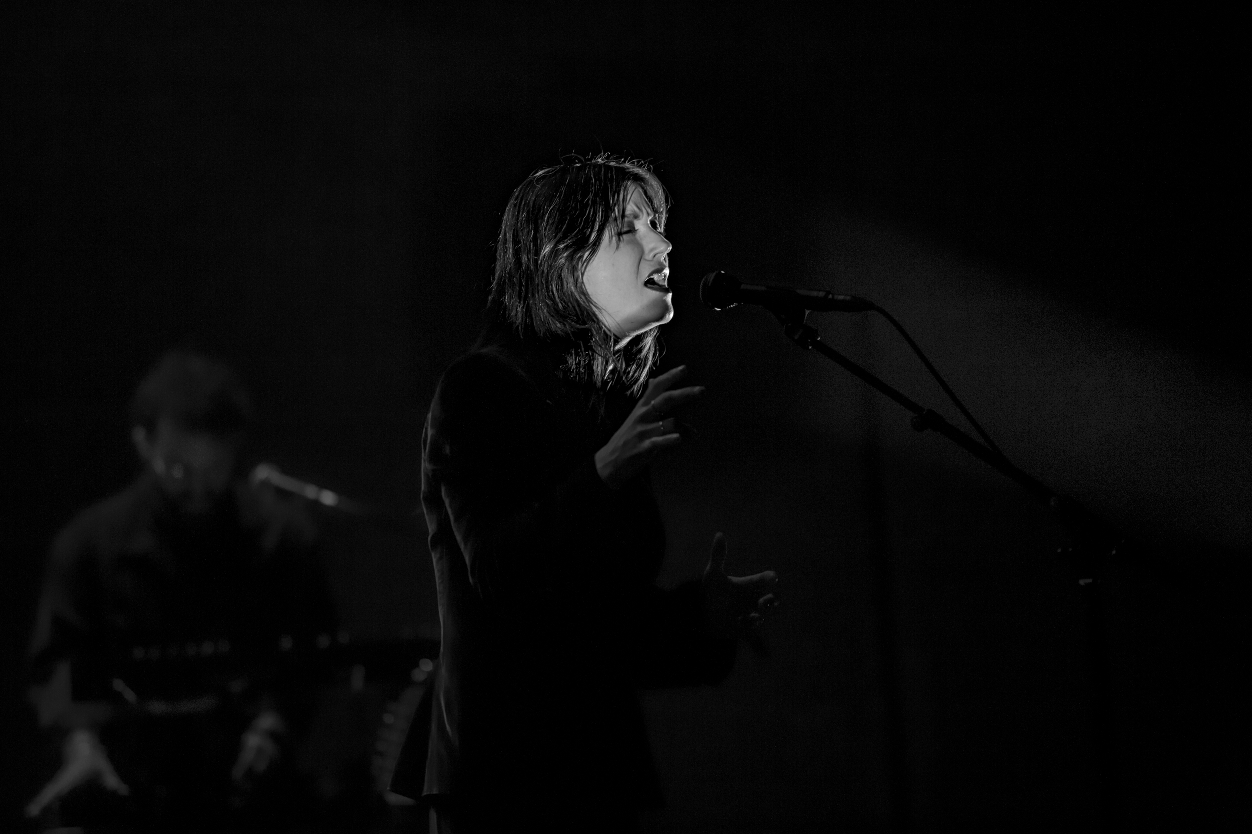 2_SharonVanEtten_HamerHall_LucasPackett-6G6A2505.jpg