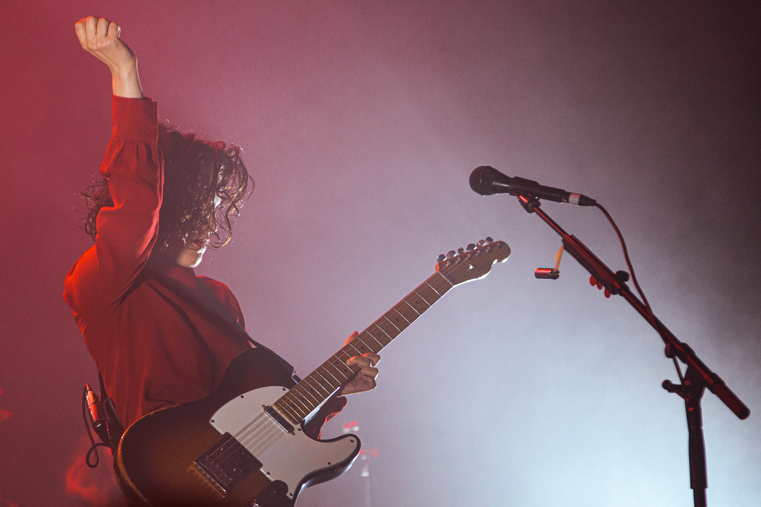 Anna Calvi_Odeon Theatre-1845.jpg