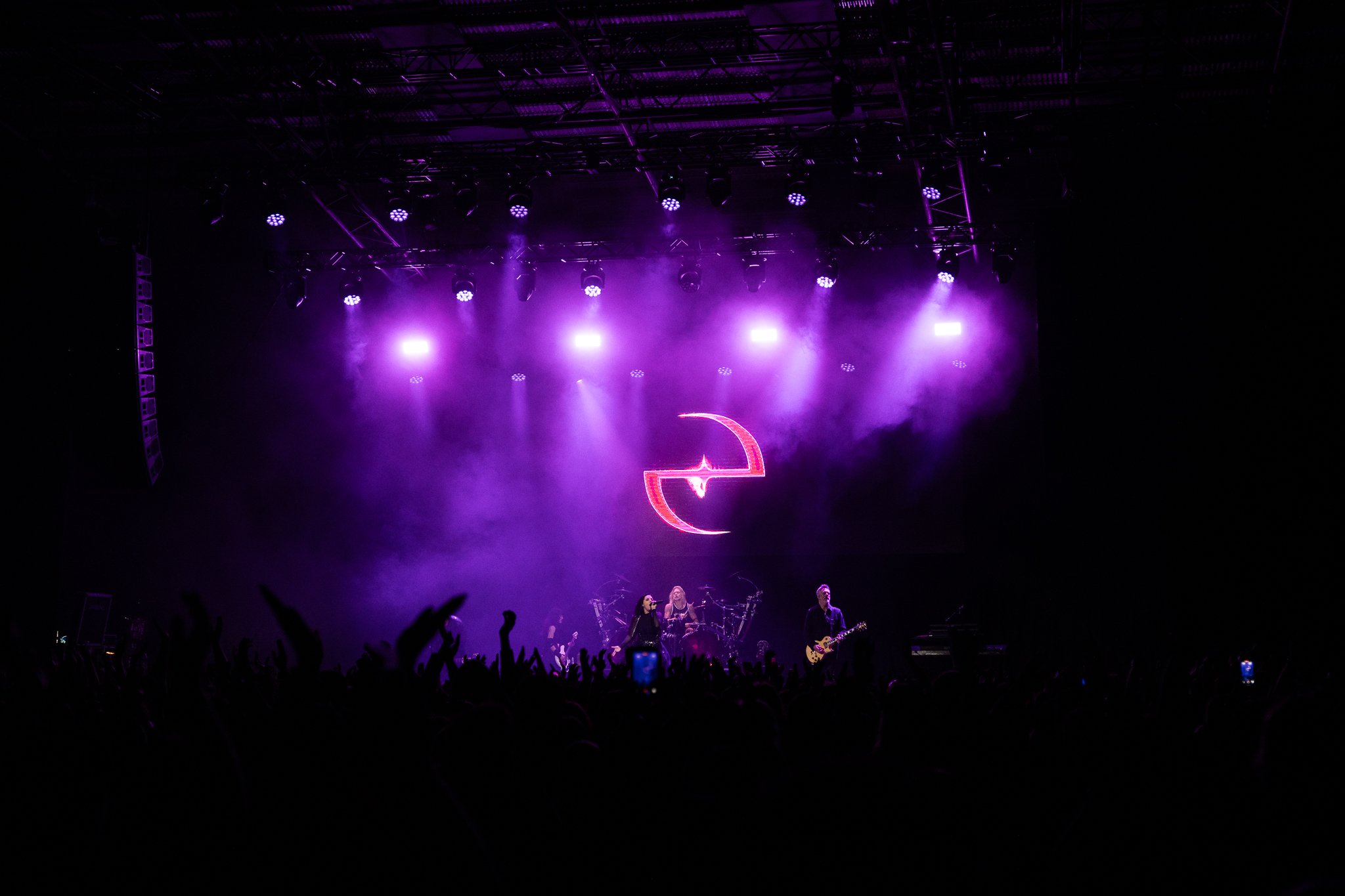 Evanescence-Nov7-75.jpg