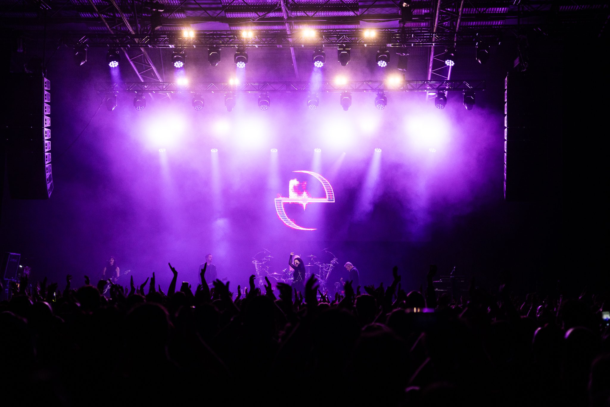Evanescence-Nov7-76.jpg