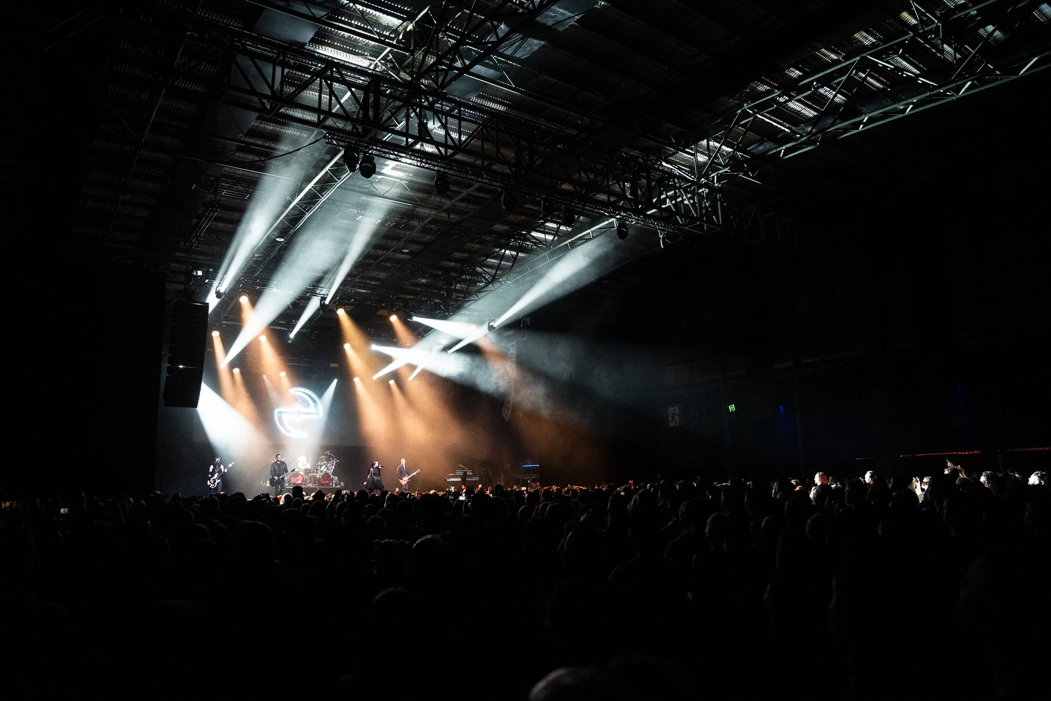 Evanescence-Nov7-63.jpg