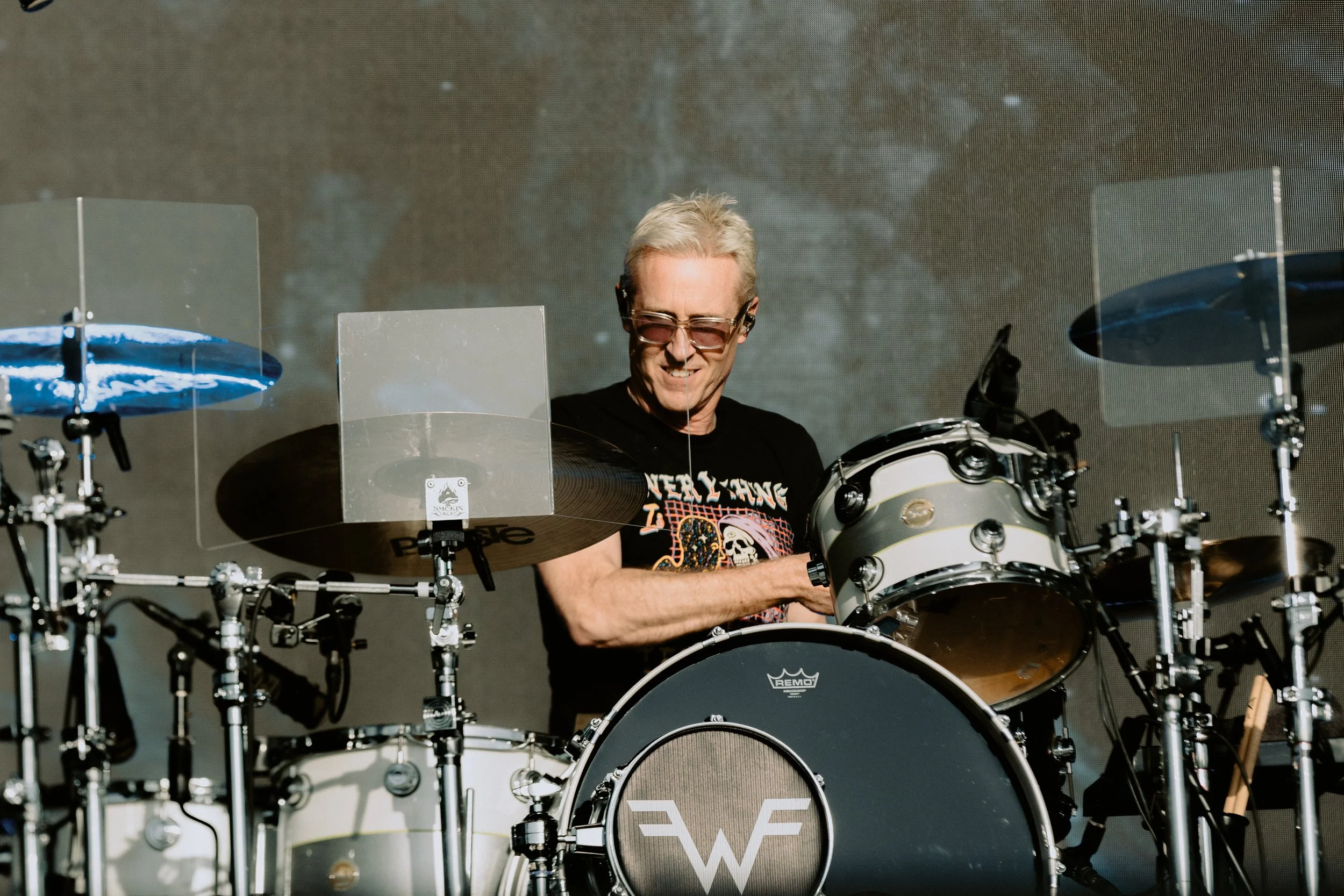 Weezer-3.jpg