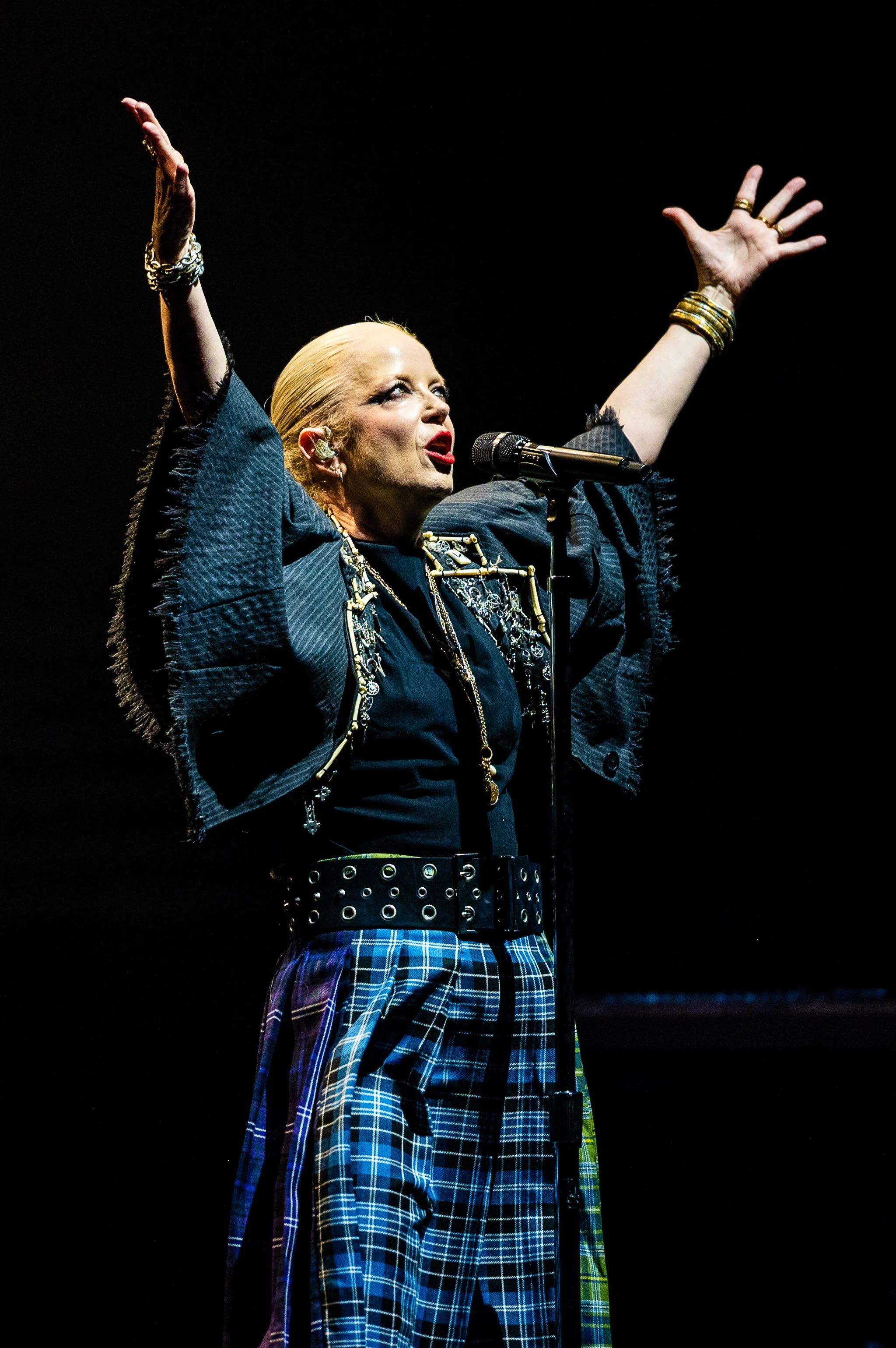 ©RebeccaHoulden_02-Garbage_02.jpg