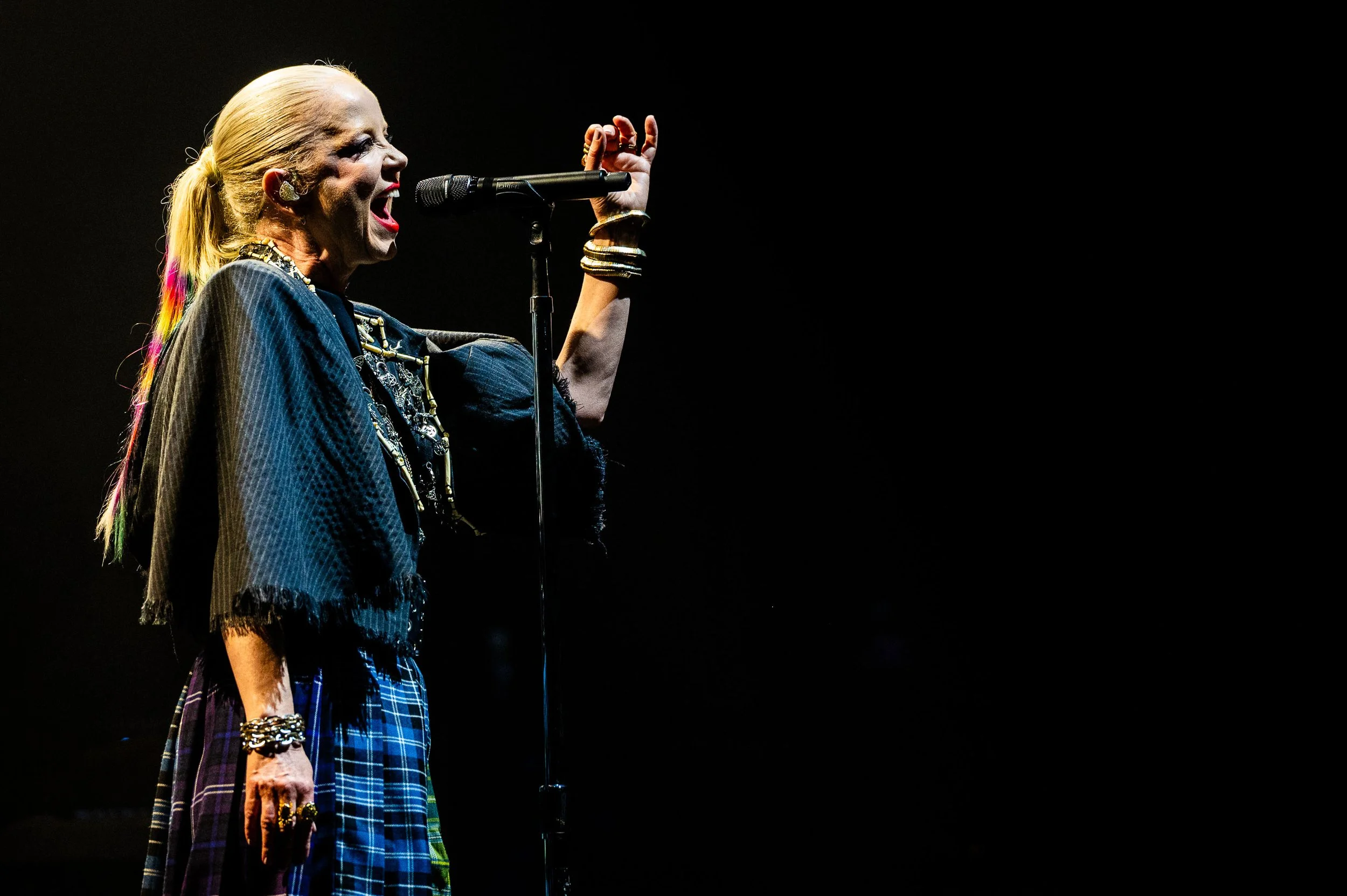 ©RebeccaHoulden_02-Garbage_03.jpg