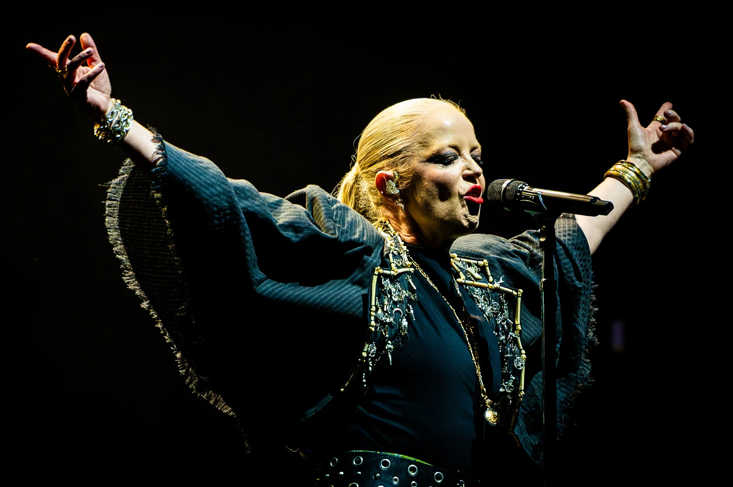 ©RebeccaHoulden_02-Garbage_06.jpg