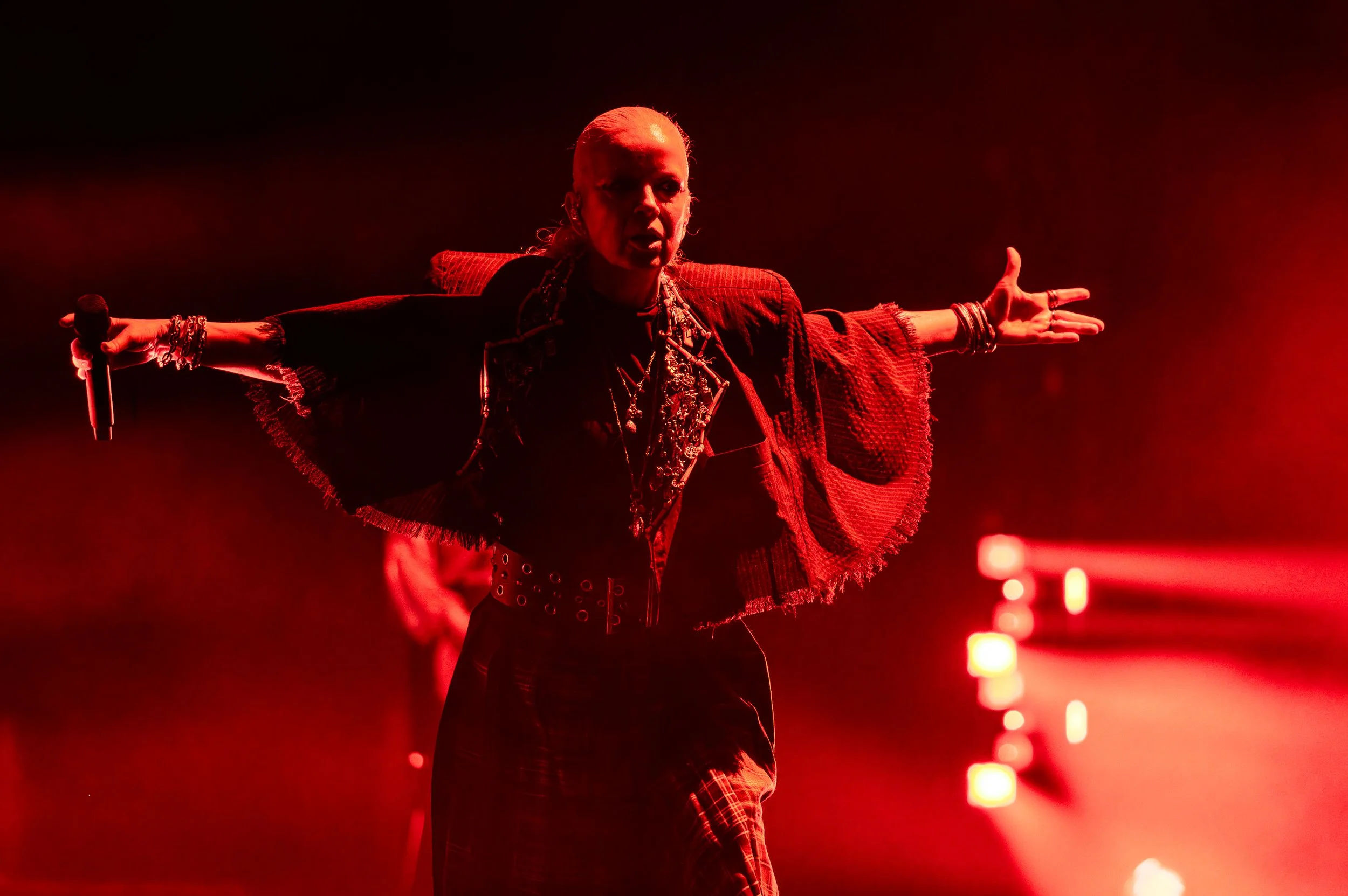 ©RebeccaHoulden_02-Garbage_10.jpg