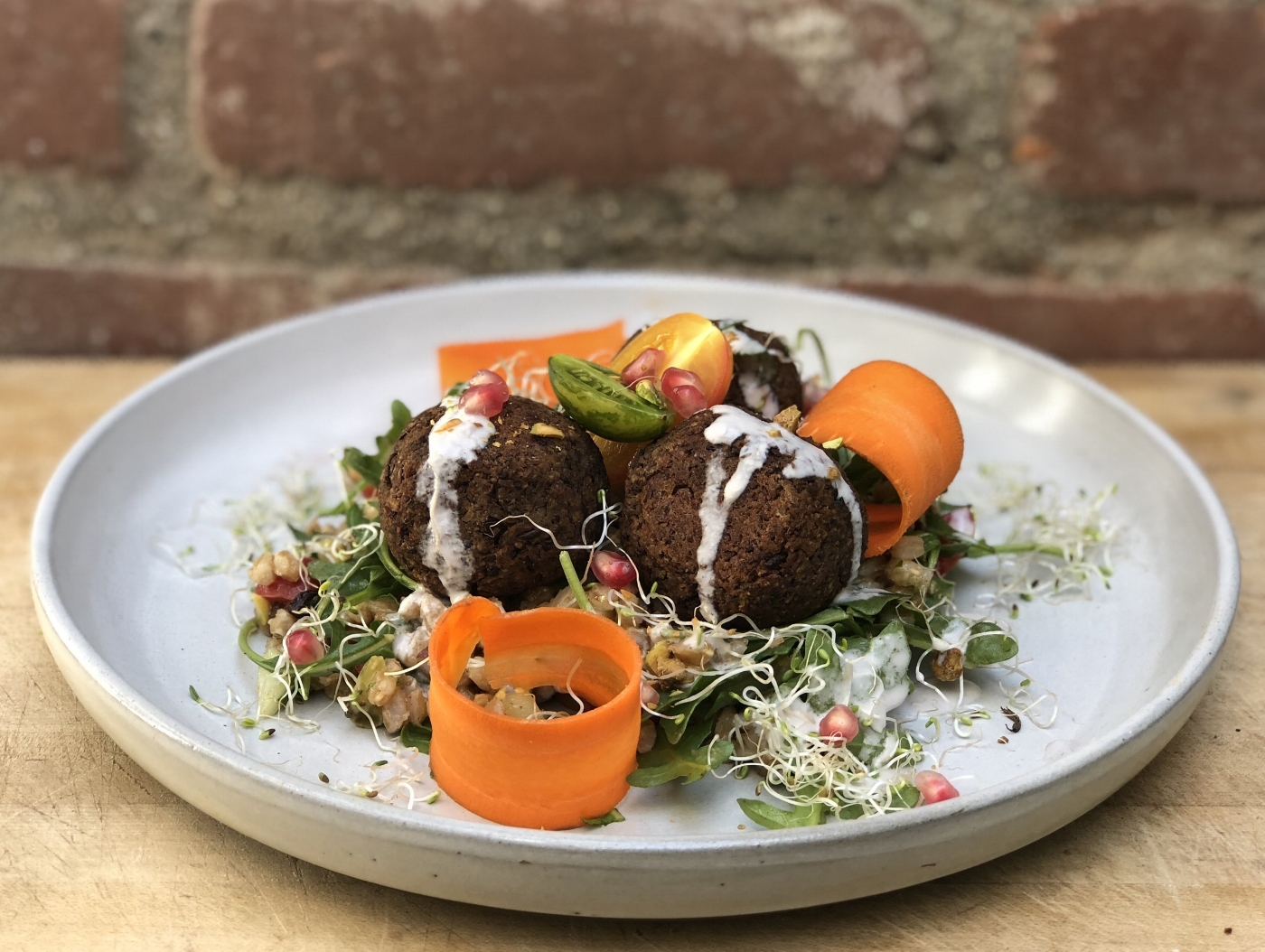 Middle Eastern Meatball Salad