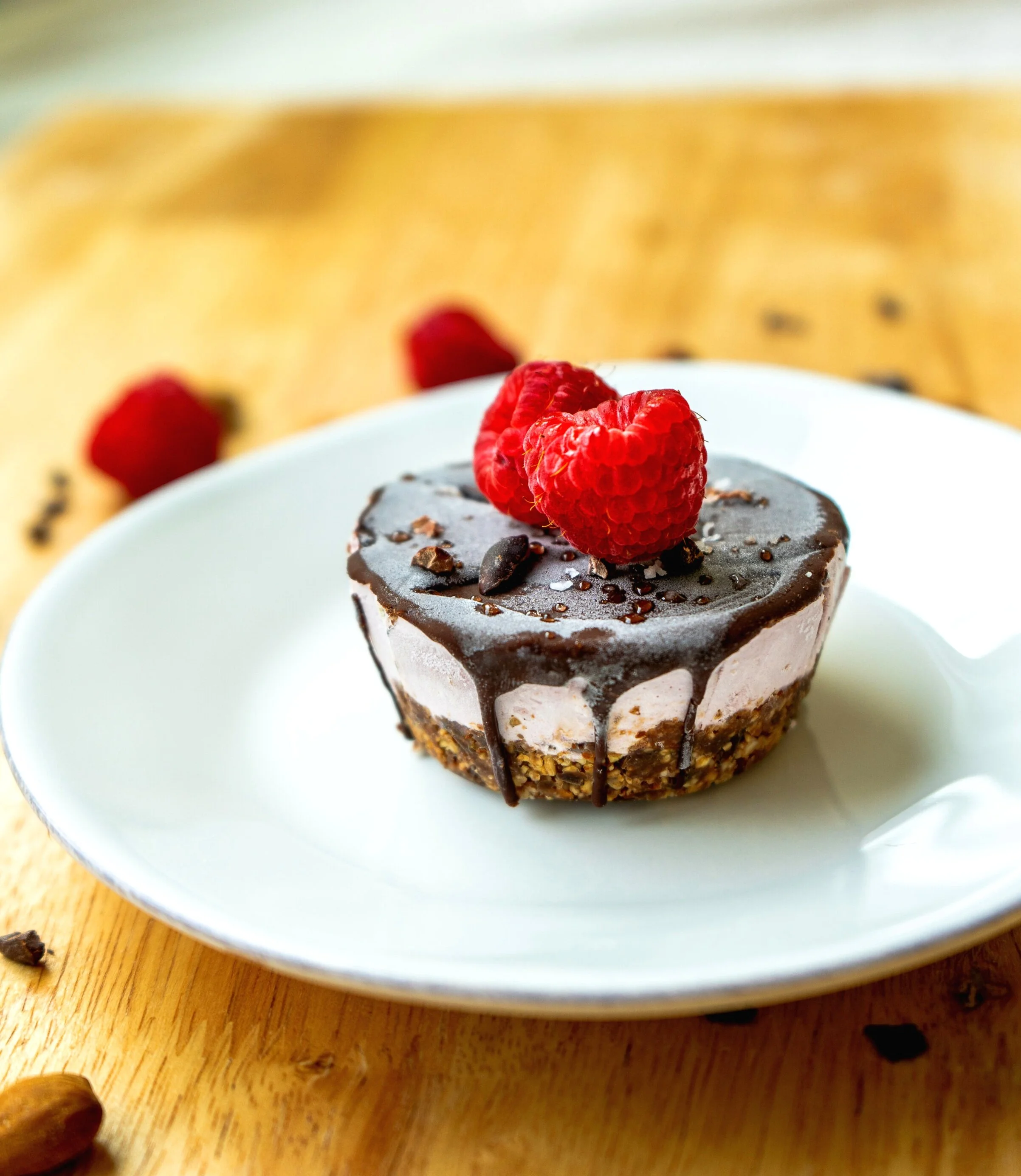 No-Bake Raspberry Cheesecakes 