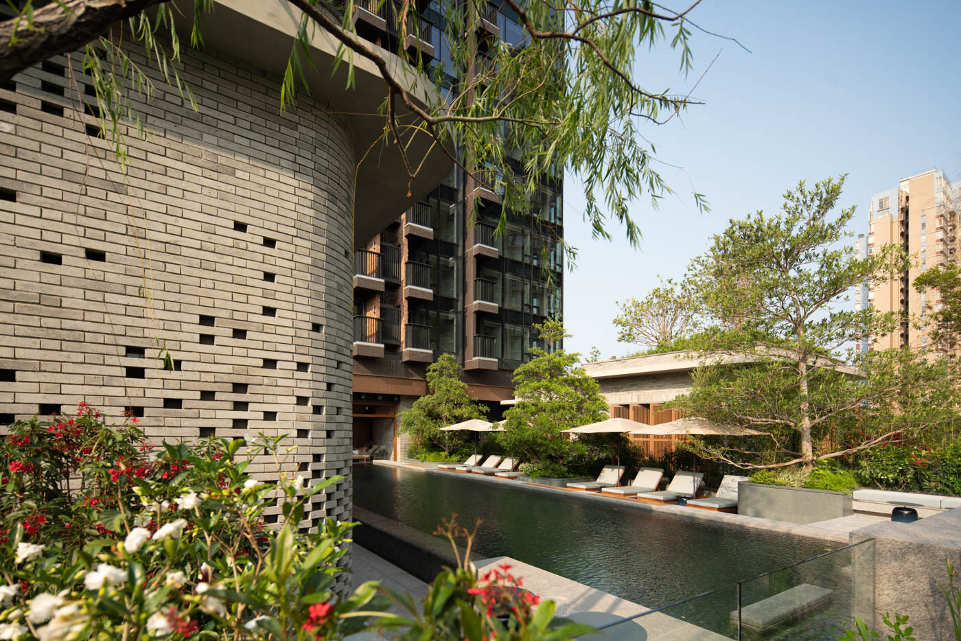  Atrium House, Yuen Long, Hong Kong Designed by via.  Developed by New World Development  Photography commissioned by via.  