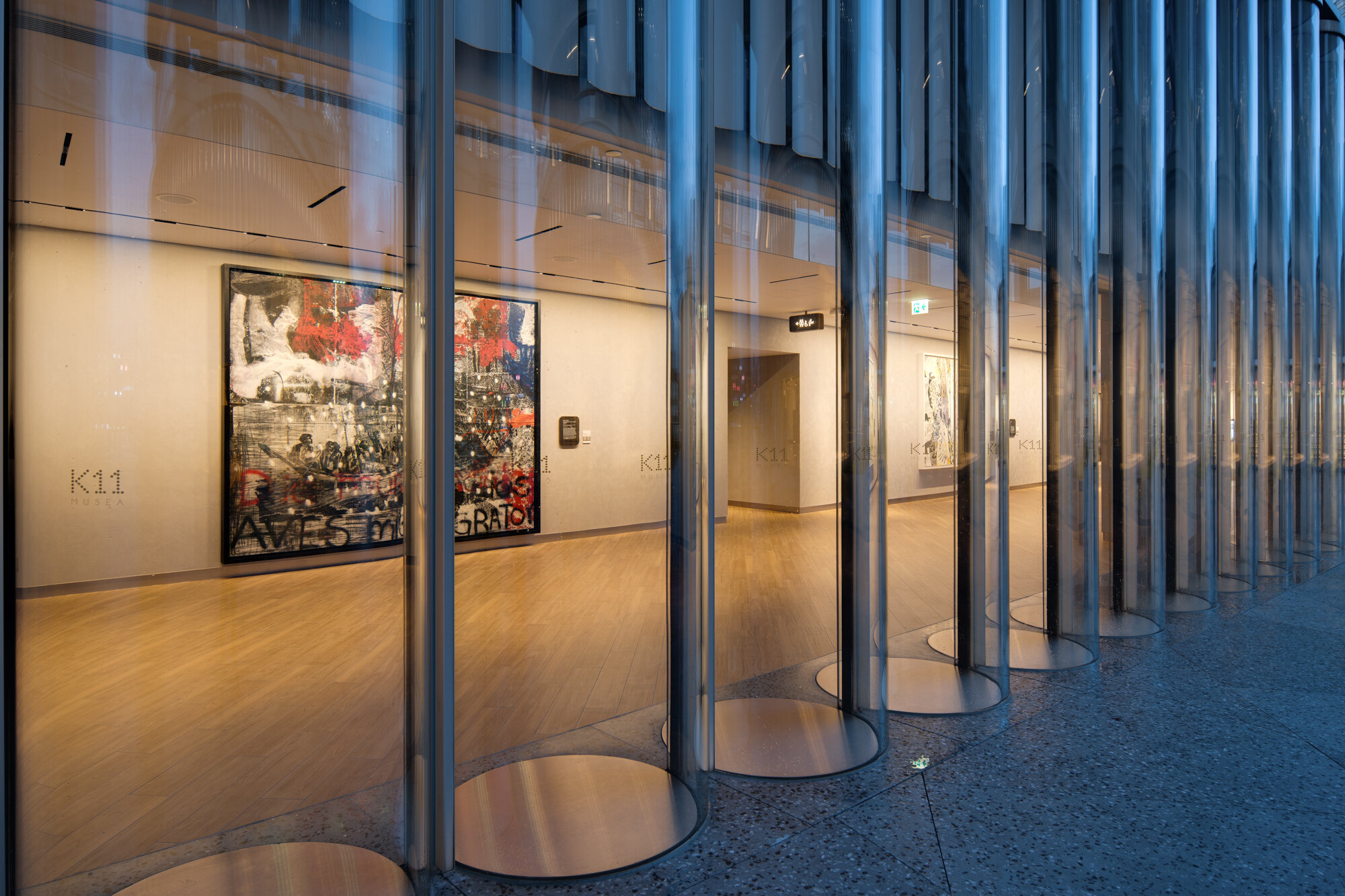  K11 Art and Cultural Centre Developed by New World Development / K11 / Adrian Cheng  Architectural Design of the K11 Art and Cultural Centre by SO – IL Facade Design by seele Glass Structural Design by Eckersley O'Callaghan The overall architectural