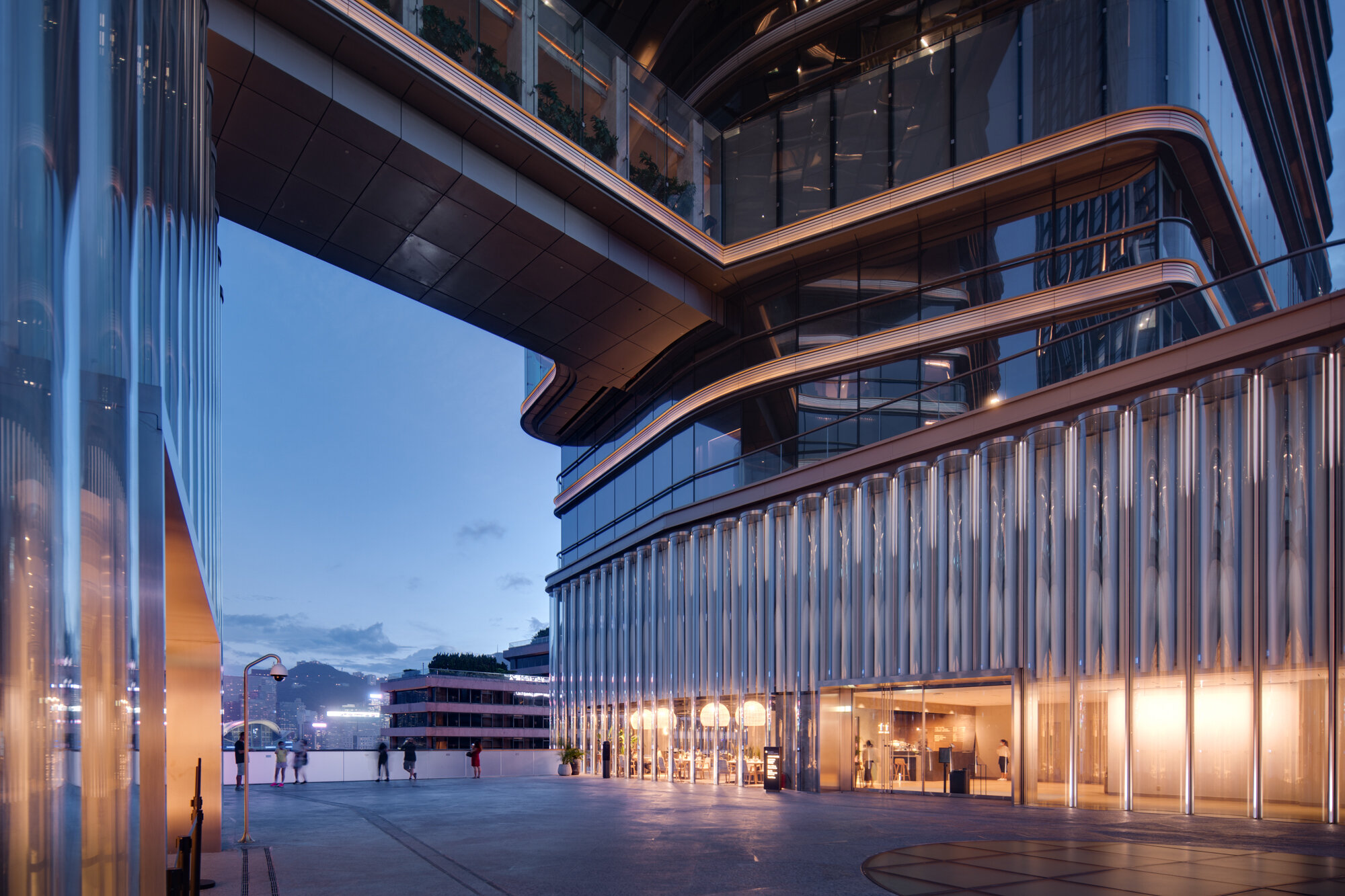  K11 Art and Cultural Centre Developed by New World Development / K11 / Adrian Cheng  Architectural Design of the K11 Art and Cultural Centre by SO – IL Facade Design by seele Glass Structural Design by Eckersley O'Callaghan The overall architectural