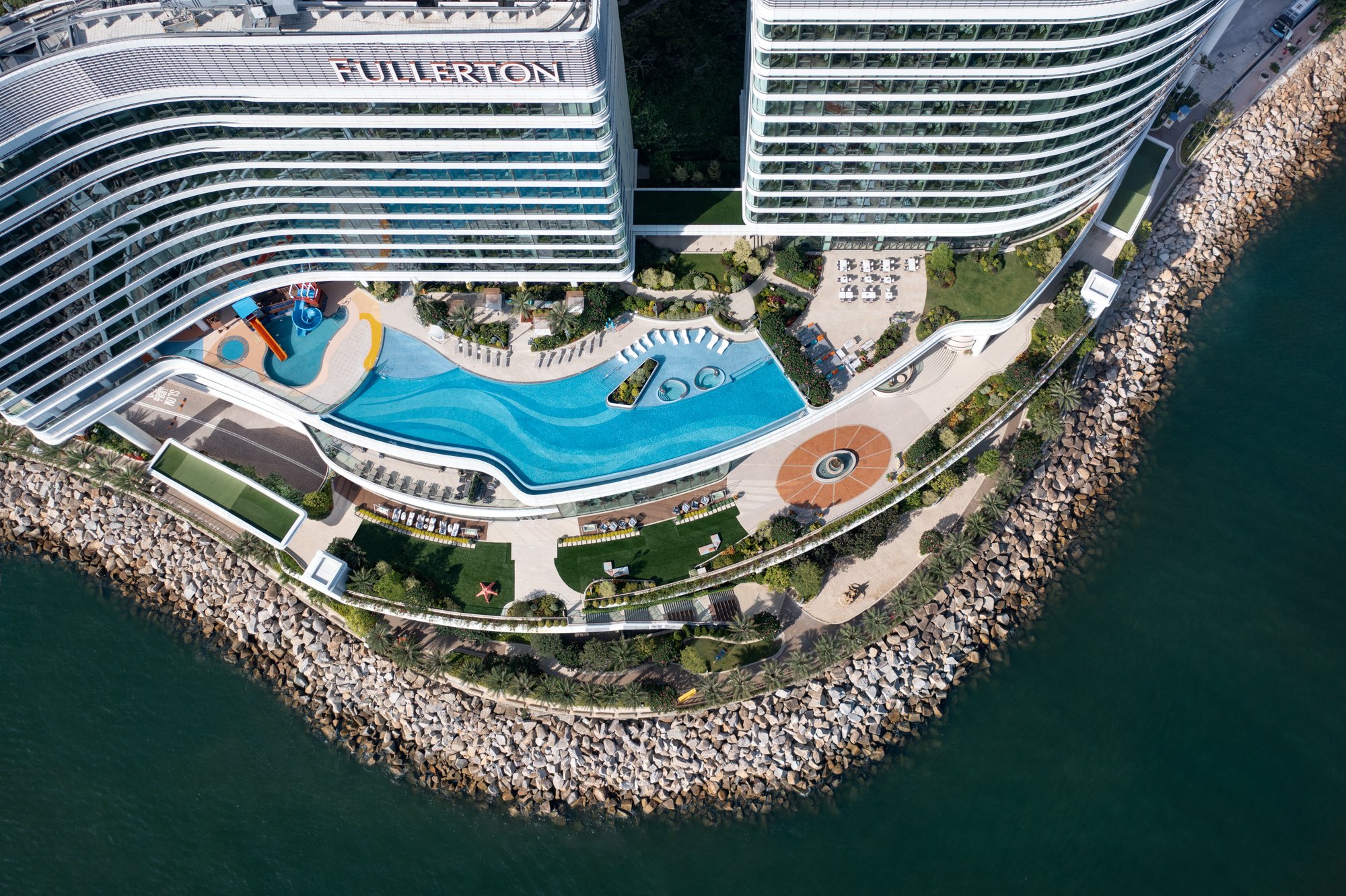  The Fullerton Ocean Park Hong Kong Developed by Sino Group / Empire Group Designed by AedasHong Kong 