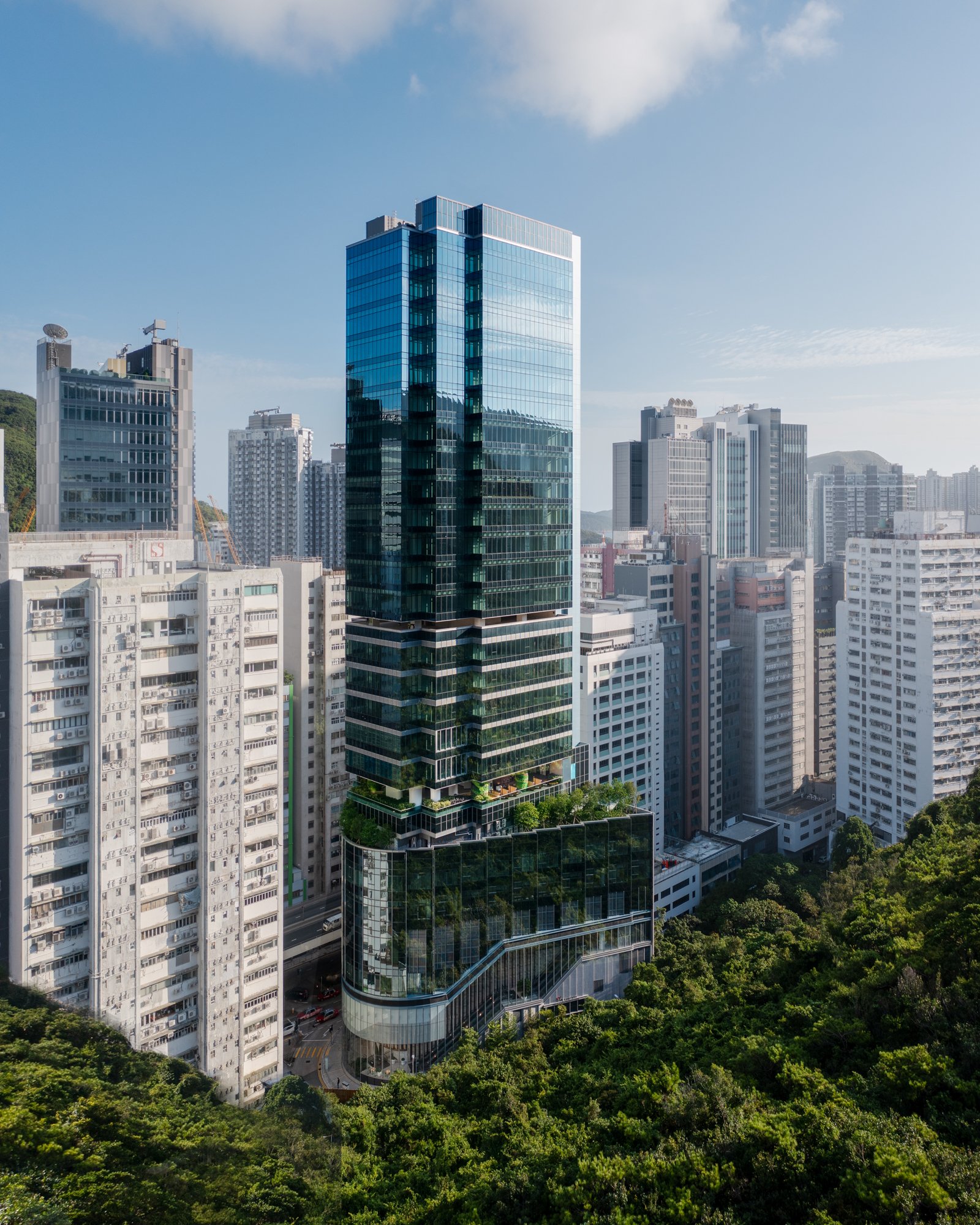  Landmark South Wong Chuk Hang Developed by Sino Group / Empire Group Design by DLN, can design, lead8 Hong Kong 