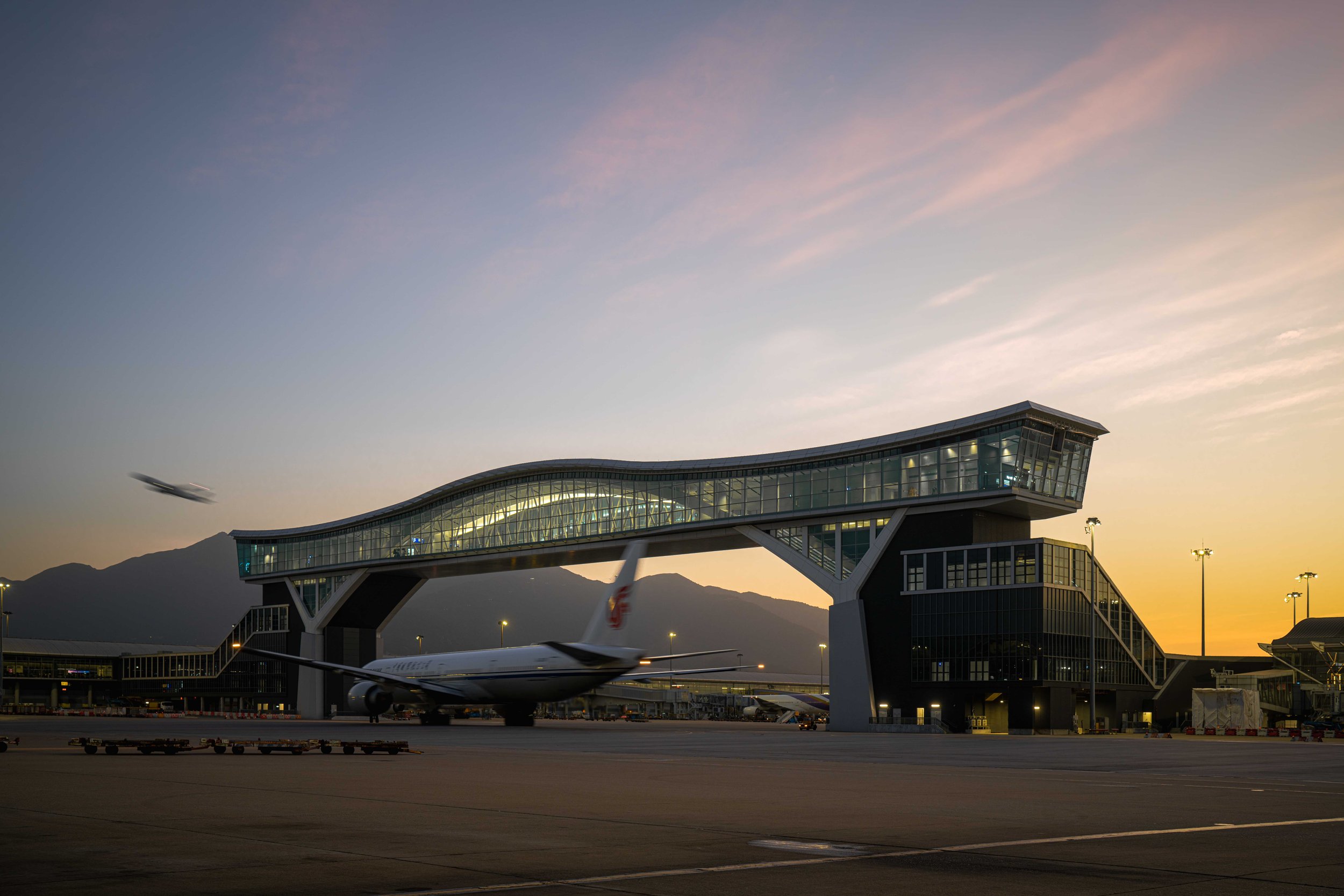  Skybridge  Hong Kong International Airport HKIA  Design by / Photographed for Wilkinson Eyre  Hong Kong 