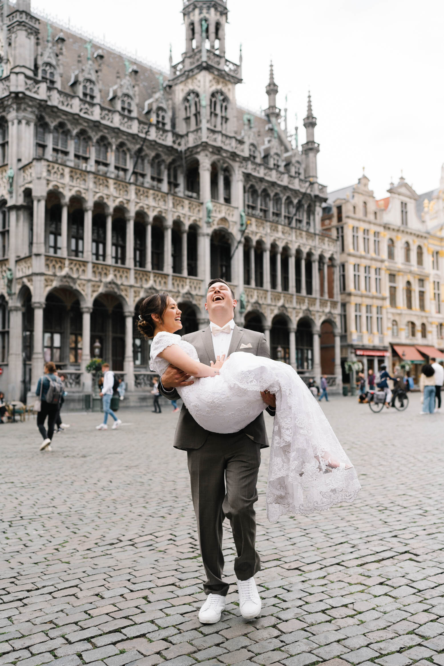 grand-place-mariage-bruxelles-ville-47.jpg