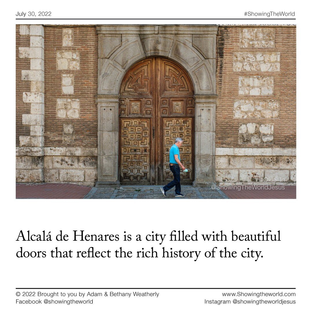 Alcal&aacute; de Henares is a city filled with beautiful doors that reflect the rich history of the city.

#agmd #ShowingTheWorld #ShowingtheWorldJesus #Missionarylife #SoAllCanHear #SpeedTheLight #SavedbyGrace #SeekGod #JesusIsKing #Missionary #Pray