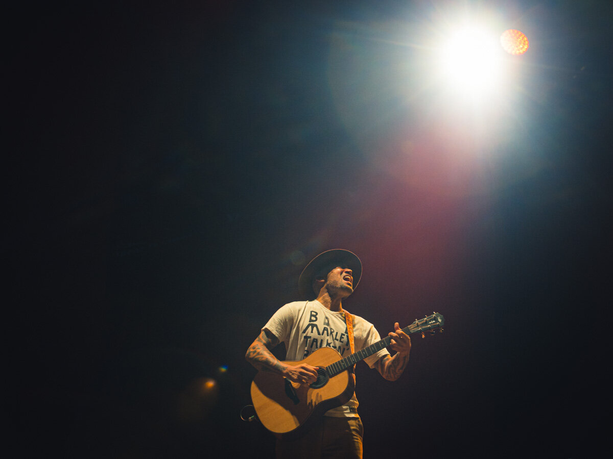 LES VIEILLES CHARRUES, Ben Harper