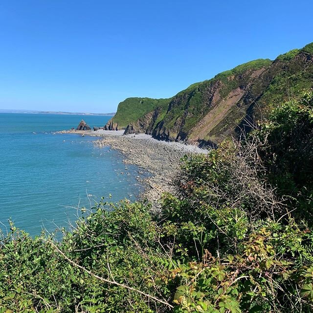 An incredible weekend discovering long walks to quiet, secluded beaches in North Devon.  This was a thigh burning walk up and down a challenging coastal path but it was worth the effort!  Blue skies and green turquoise sea.  Just beautiful and was so