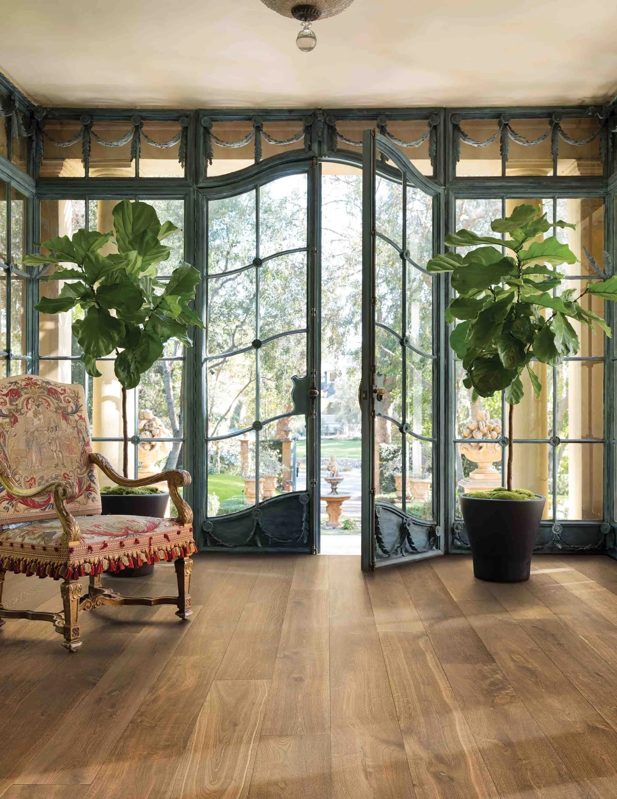 MCLV018LCF-2374x3072-Olimpia-scaled (1).jpg