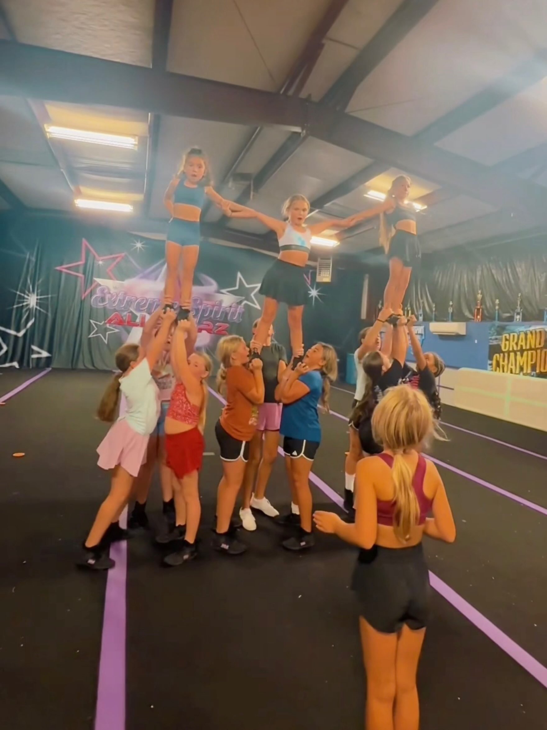 ✨💗 So proud of our ESA teams! 💗✨

What a GREAT week in the gym! So thankful for all the hard work, growth, and progress we&rsquo;re seeing across our teams. 🩷 Watching everything start to come together makes us so proud and so excited for what&rsq