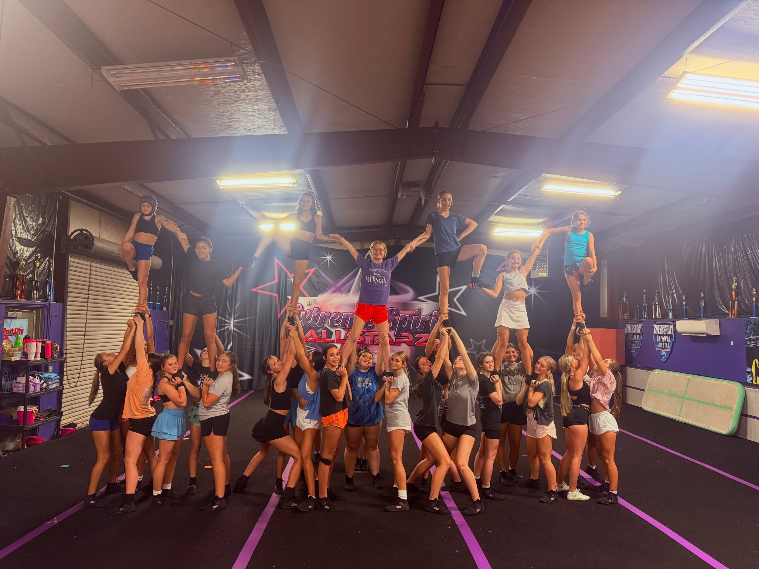 THE ROAD TO COMPETITION STARTS TODAY 
❤️RED WEEK❤️ let&rsquo;s goooo!!