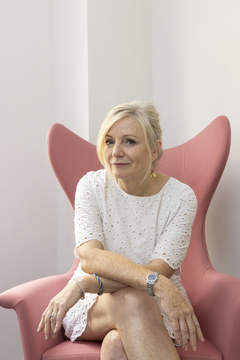 July 2022 Tracy Brabin in her Leeds office. Nicola Tree is a photo journalist that specialises in photography female politicians and following their careers. Her work is syndicated by Getty Images.