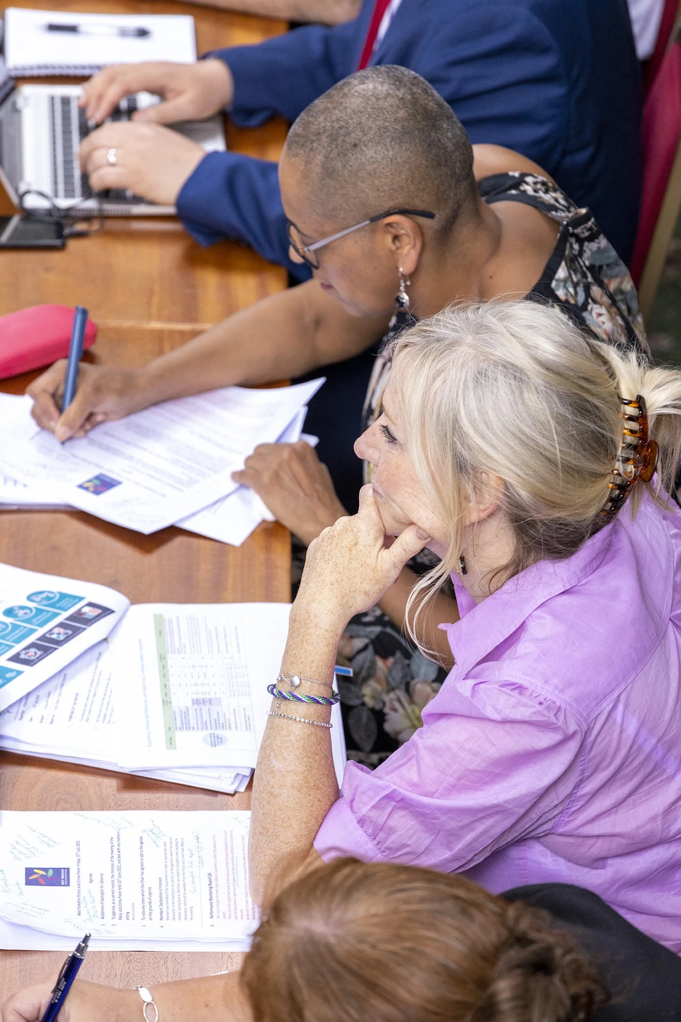July 2022 Tracy Brabin attending a meeting with the local council. Nicola Tree is a photo journalist that specialises in photography female politicians and following their careers. Her work is syndicated by Getty Images.