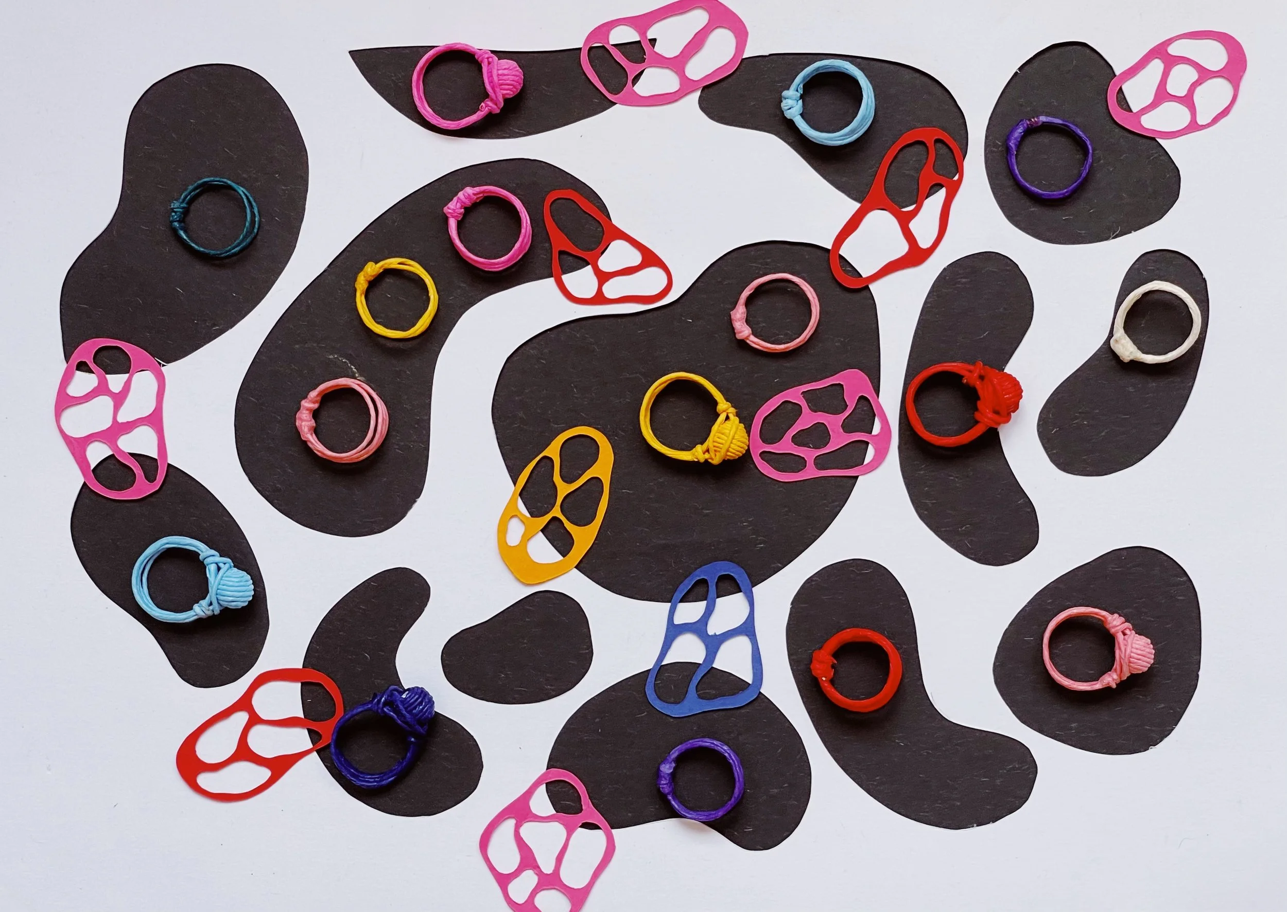 Fuori "Oroborus, un Tempio nel Cielo", la nuova collezione Cartalana