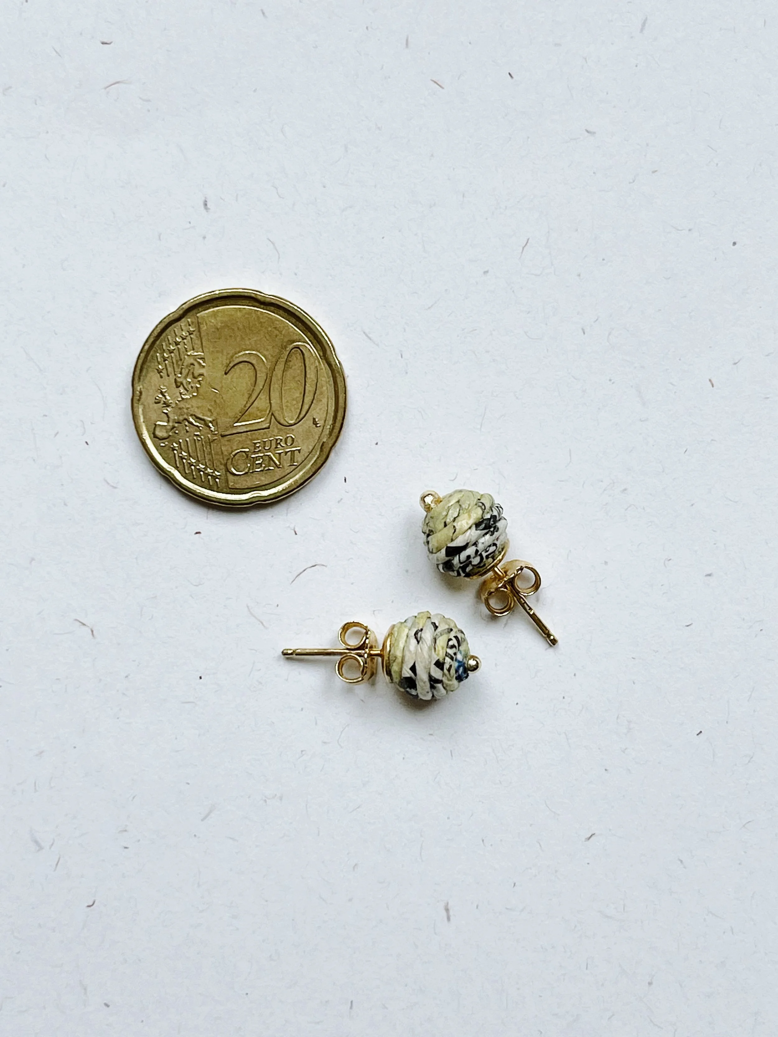 cartalana-orecchini-mini-minuscoli-05.JPG