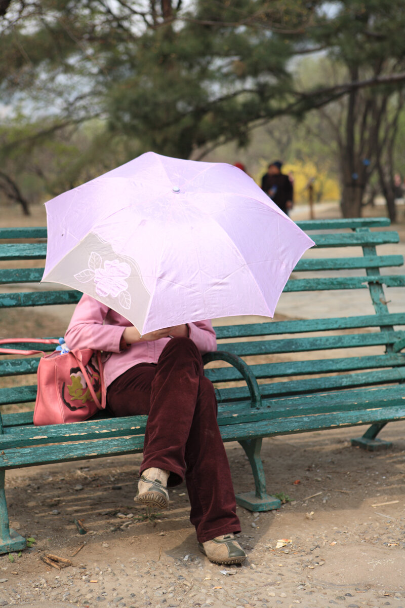 janot-figures-parapluie.jpg