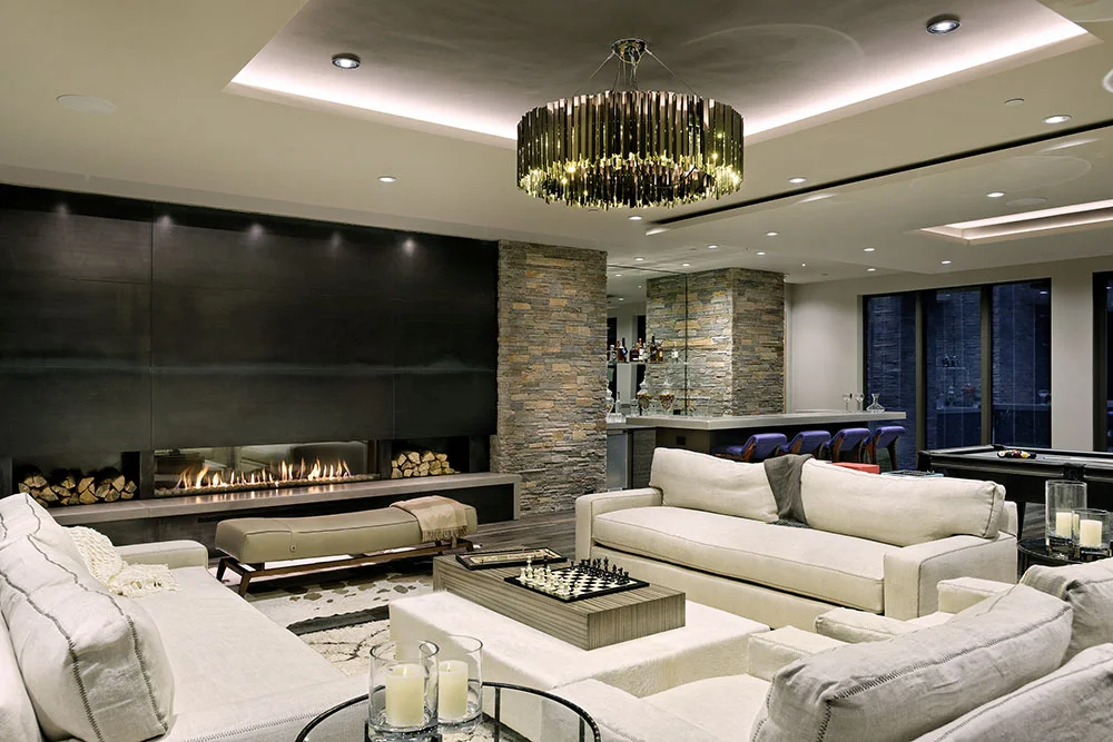 651Pfister_Small001.jpg