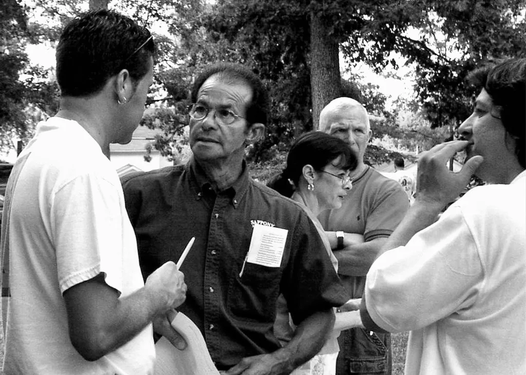 P9040276bw homecoming 2004-XL.jpg