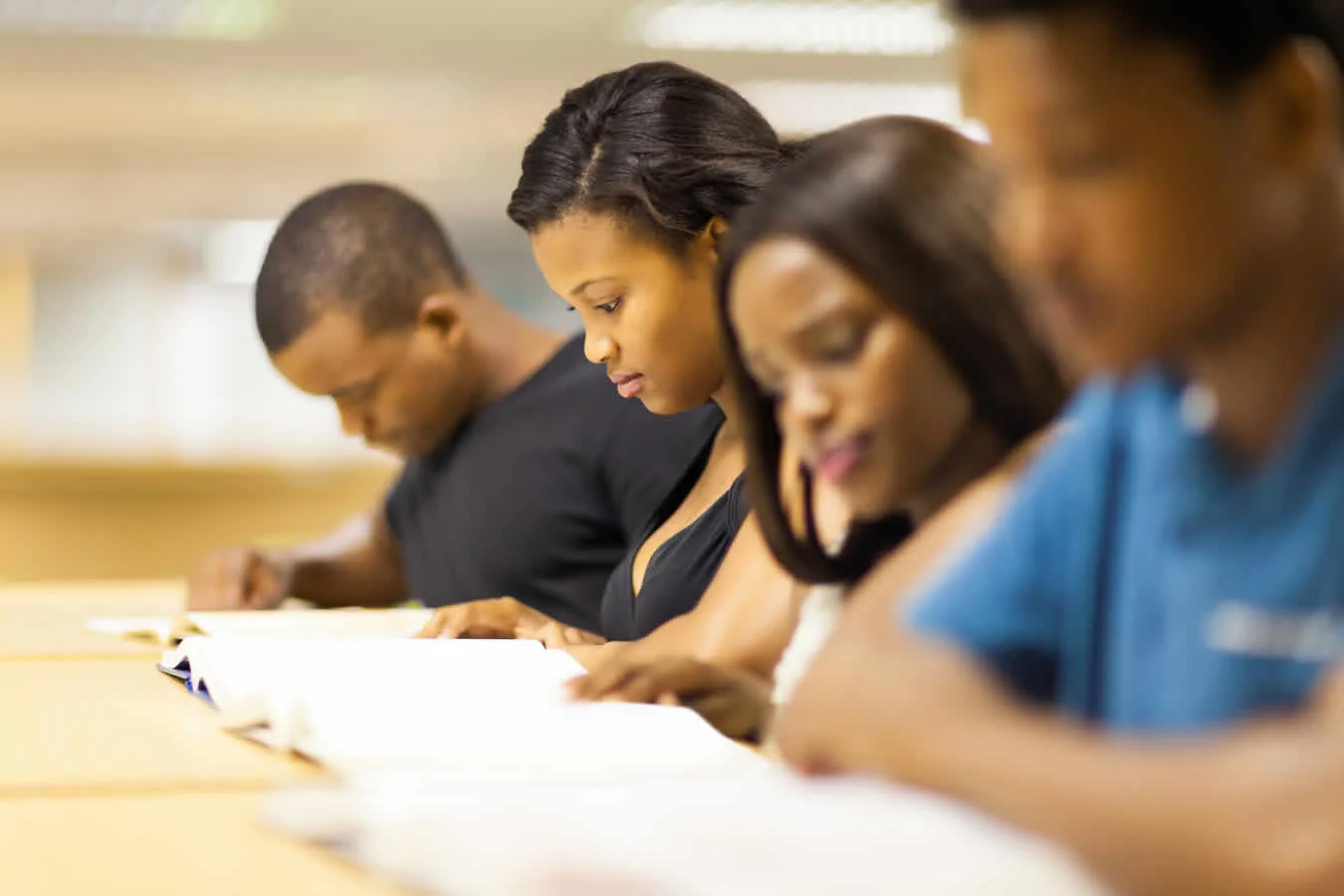 group-of-african-students-in-library-675_50_perc.jpg