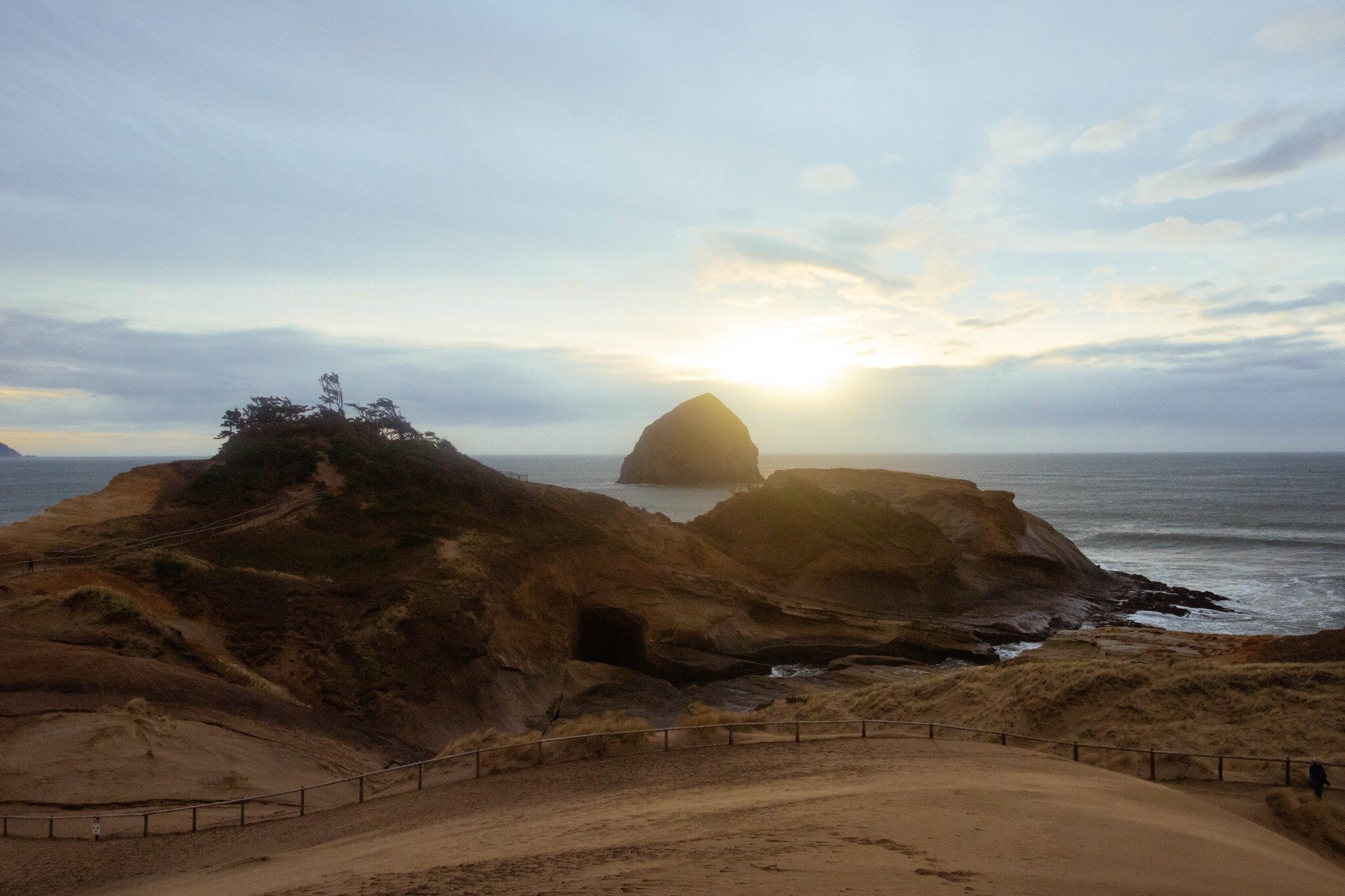 The sandstorm that I battled through to get this shot! Cape Kiwanda has amazing sand dunes that I ran up in hopes of catching the sunset. The wind this day was strong and attacking with sand but the view was completely worth it!

#sunset #capekiwanda