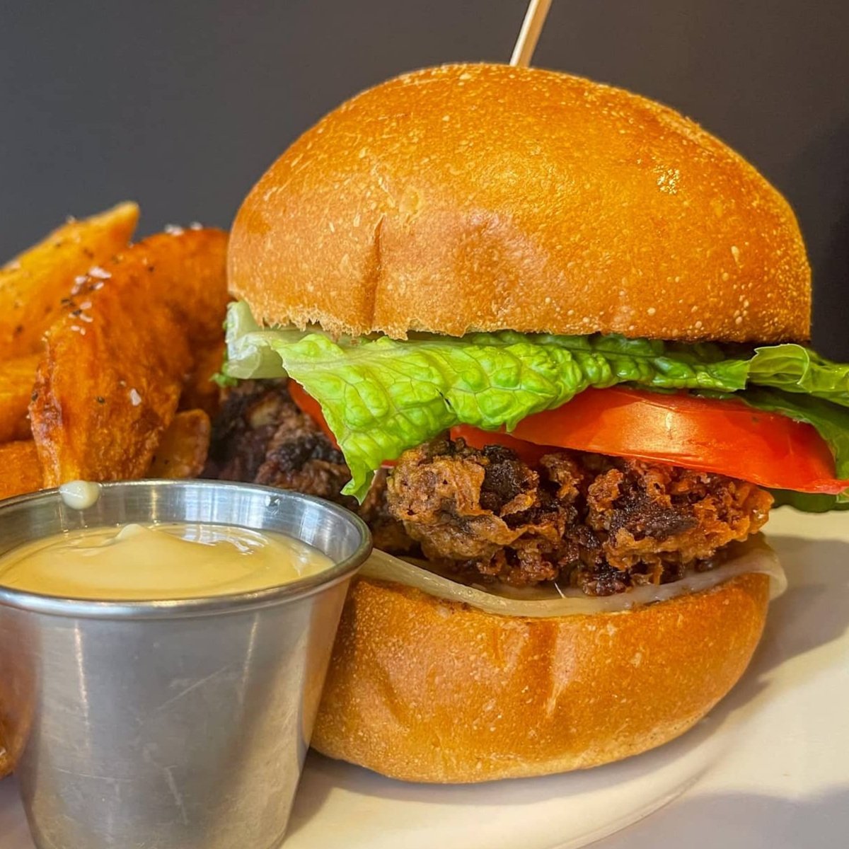 Crispy chicken sandwich