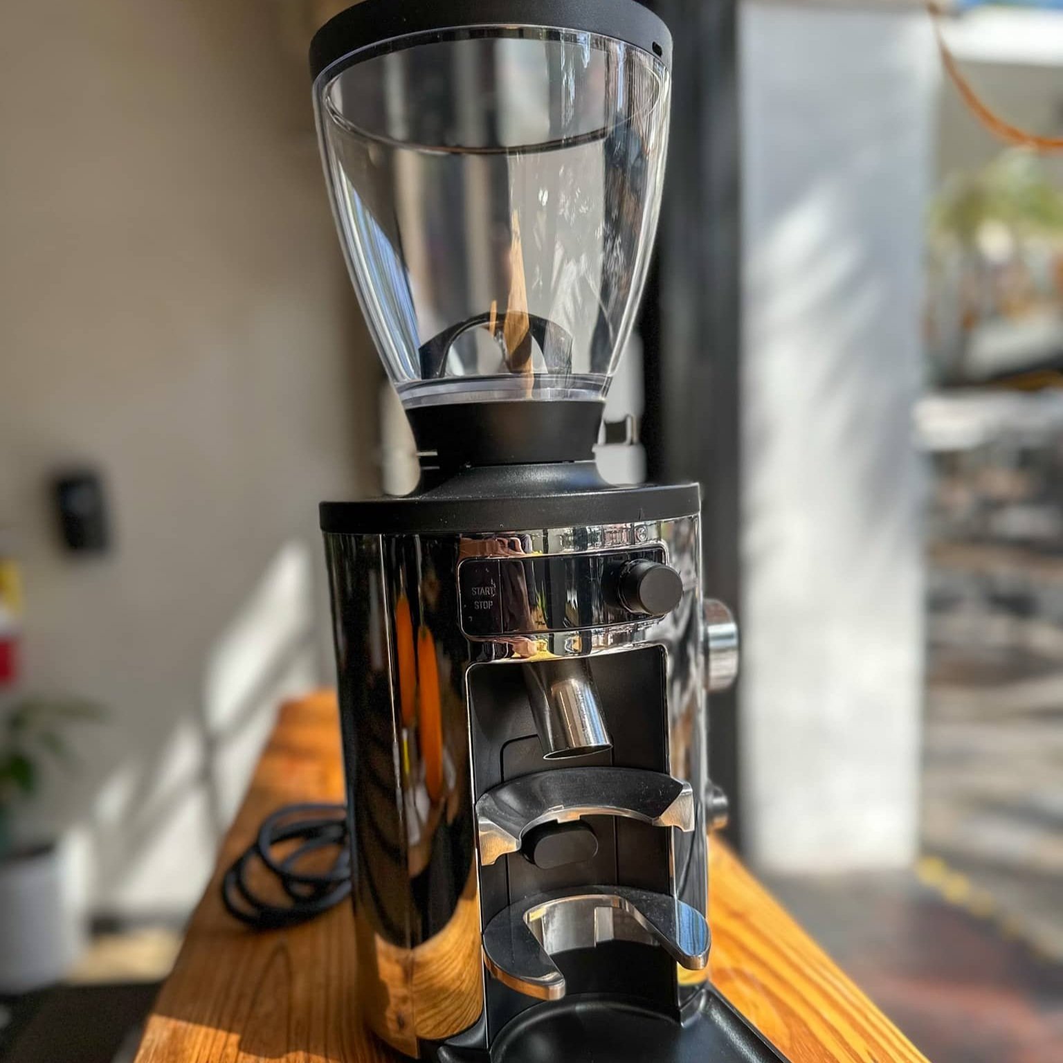 Mahlkonig+Grinder+%282%29.jpg