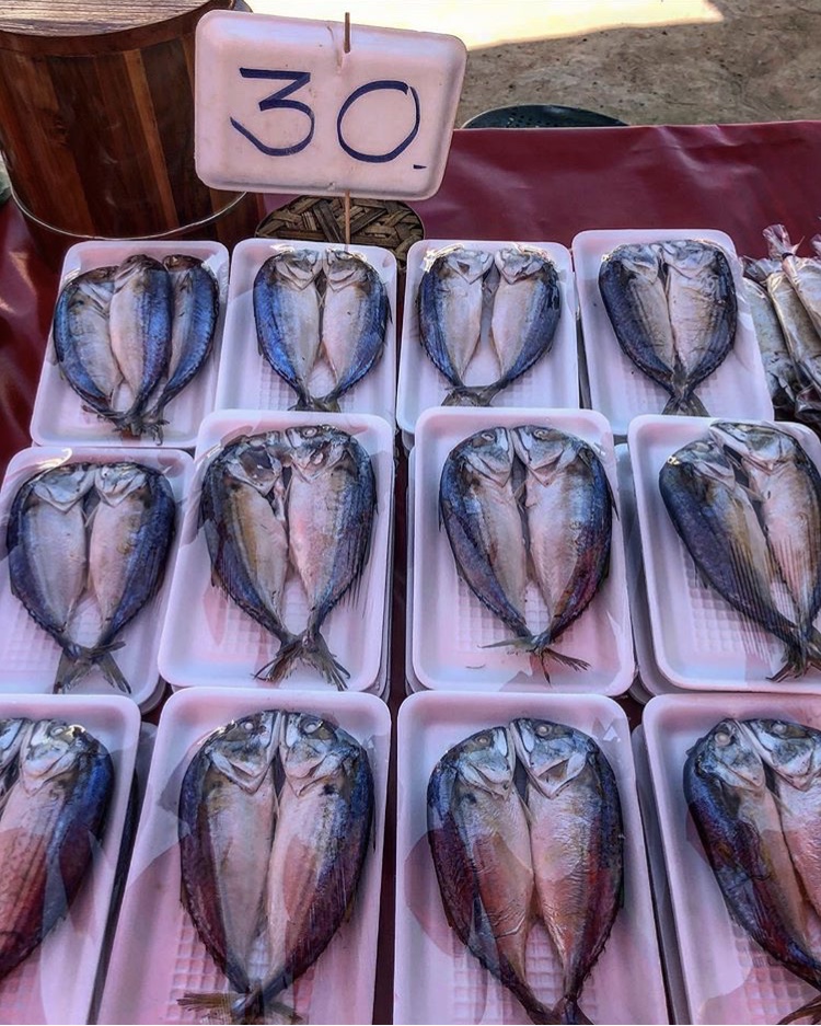 Thursday Night Market, Prathai