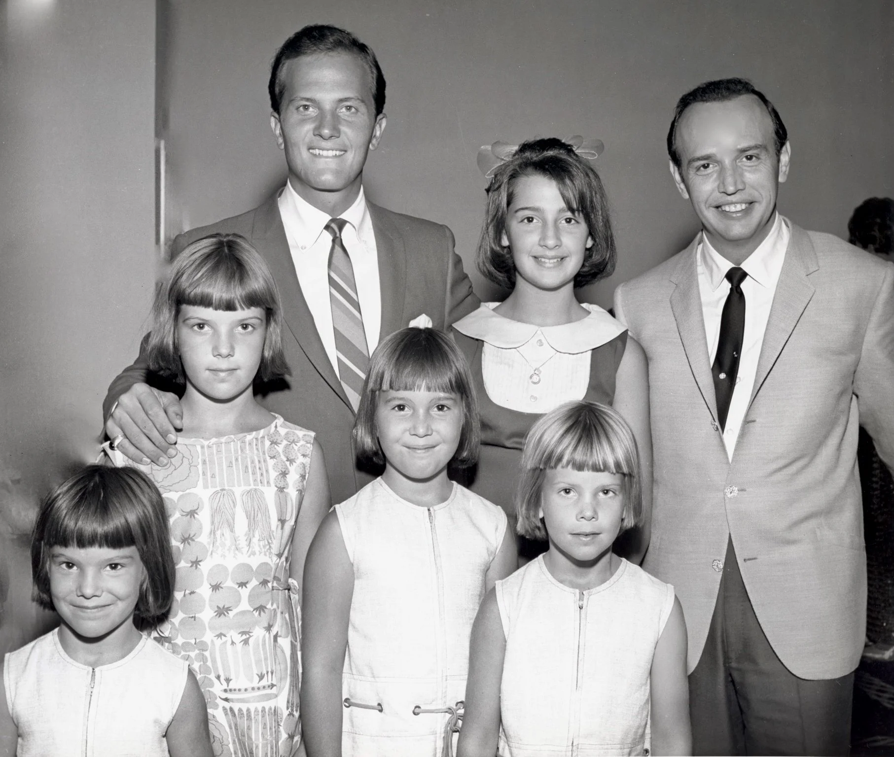 Pat Boone & daughters with Roger Williams & daughter