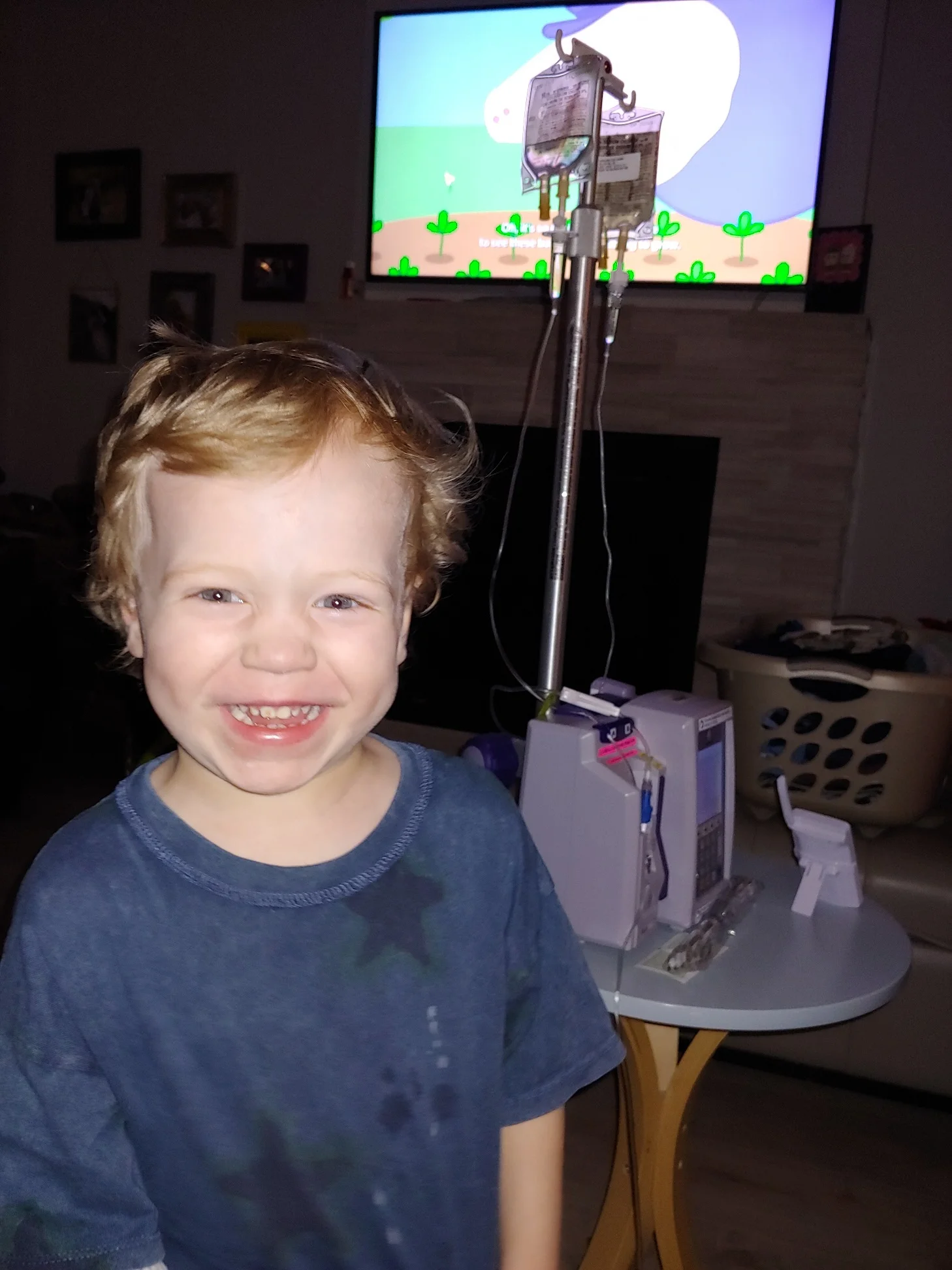 Cameron watching Peppa Pig while he gets his Vancomycin.